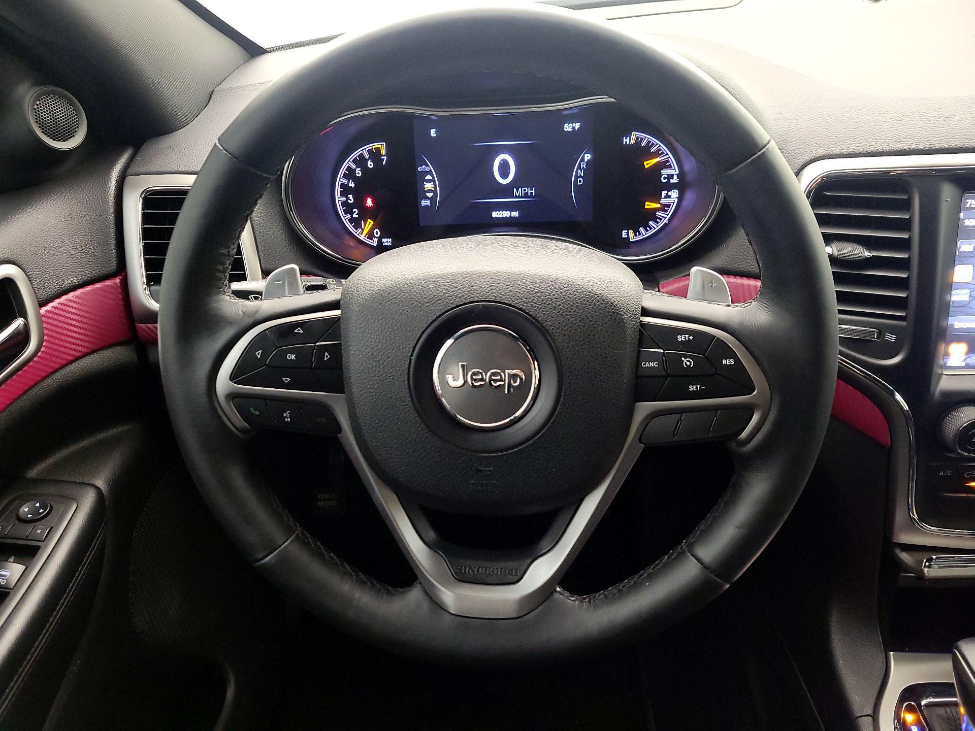 Thumbnail: 2017 Jeep Grand Cherokee - 10