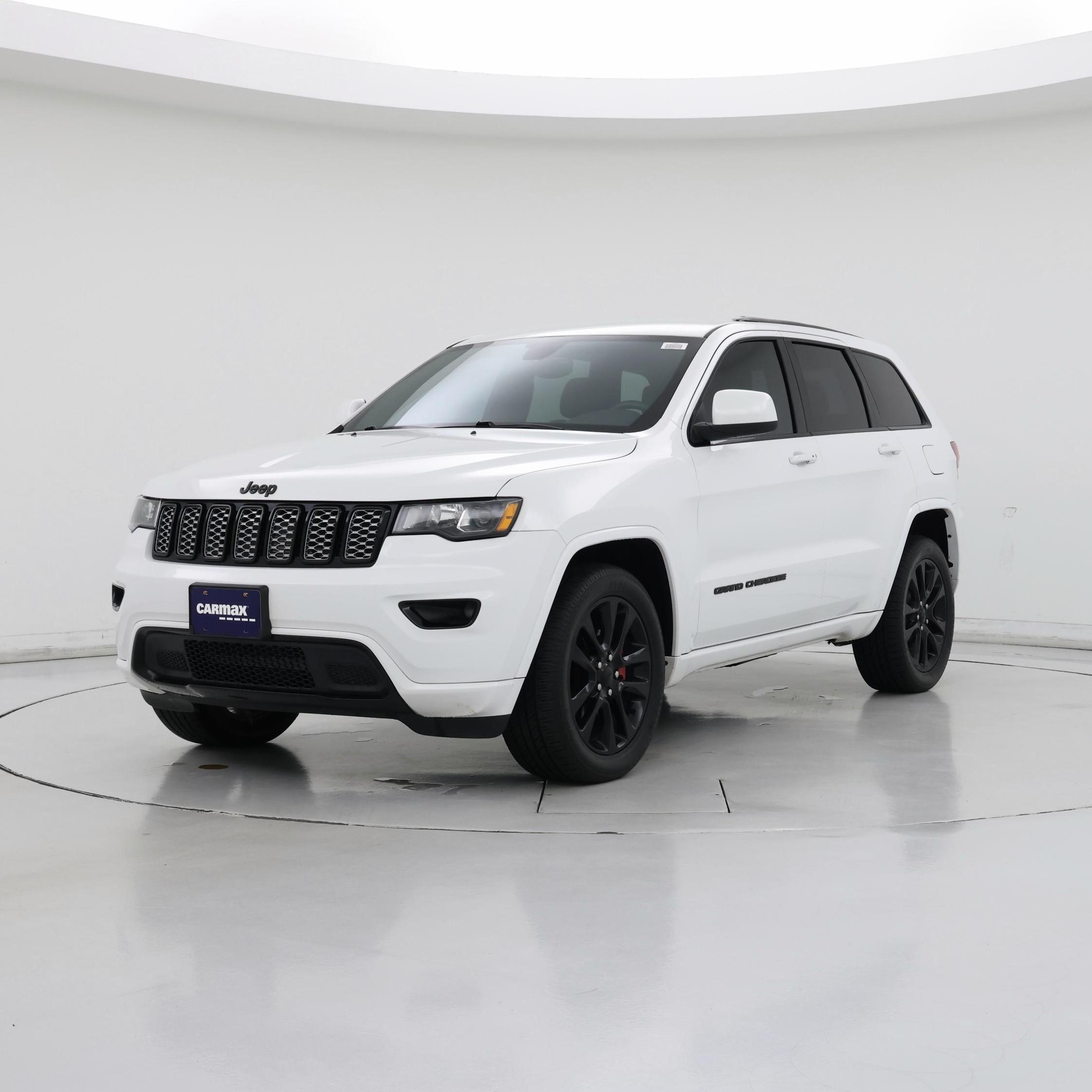 Thumbnail: 2017 Jeep Grand Cherokee - 4