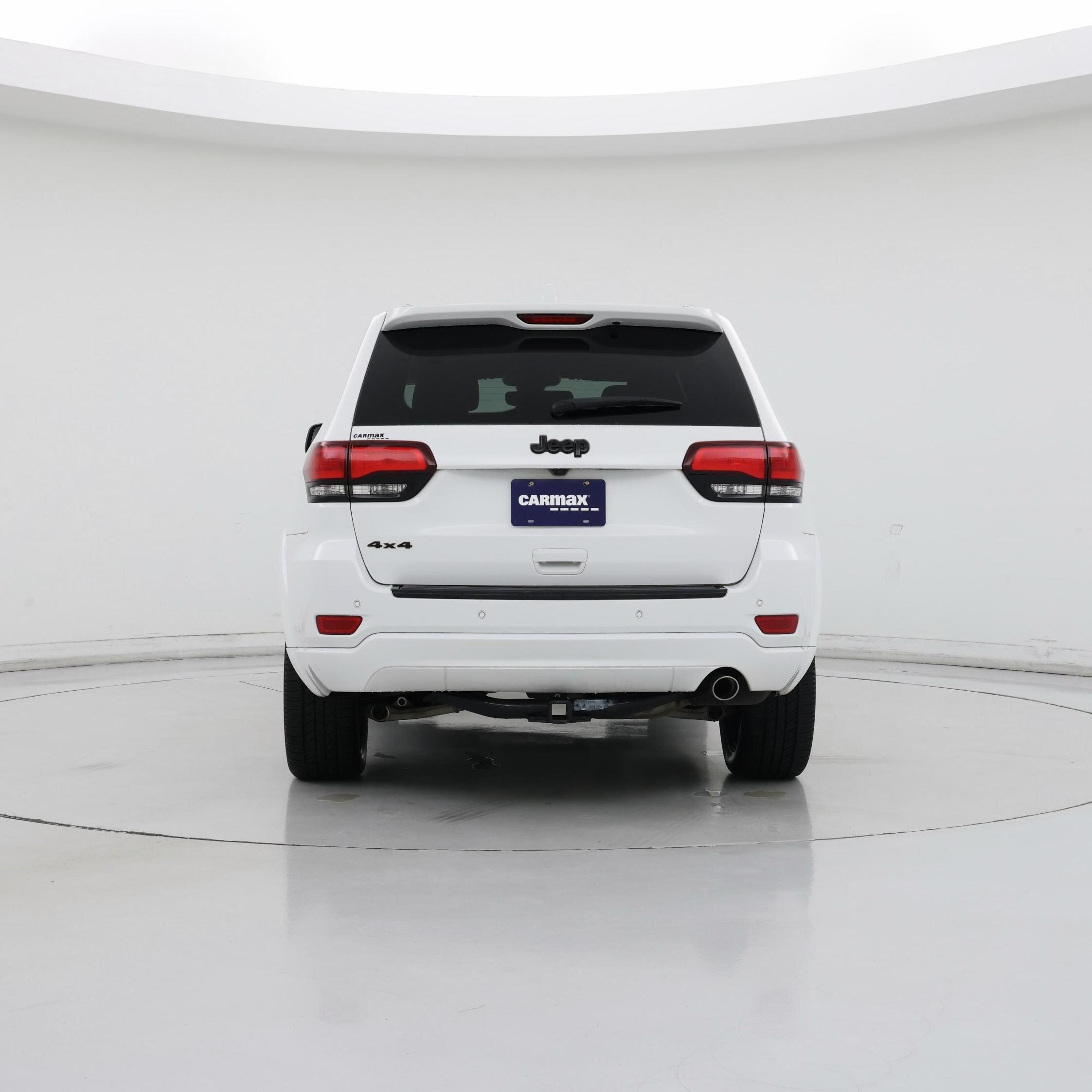 Thumbnail: 2017 Jeep Grand Cherokee - 6