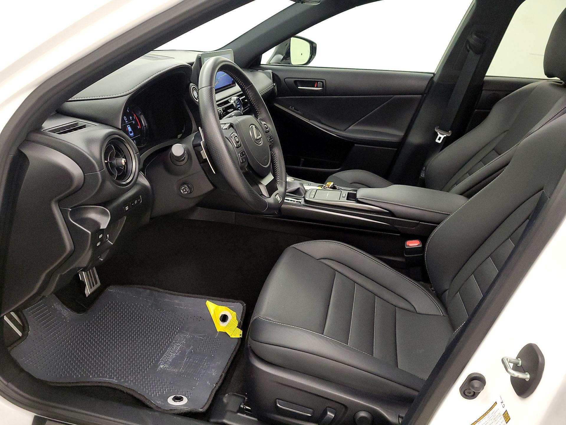 Thumbnail: 2023 Lexus IS - 11