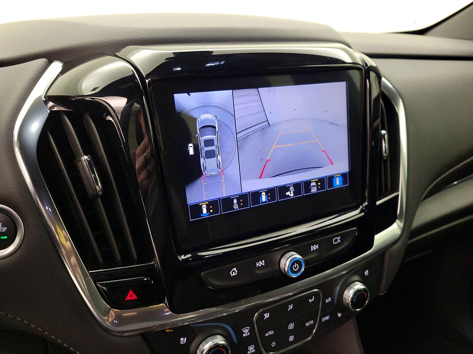 Thumbnail: 2023 Chevrolet Traverse - 15