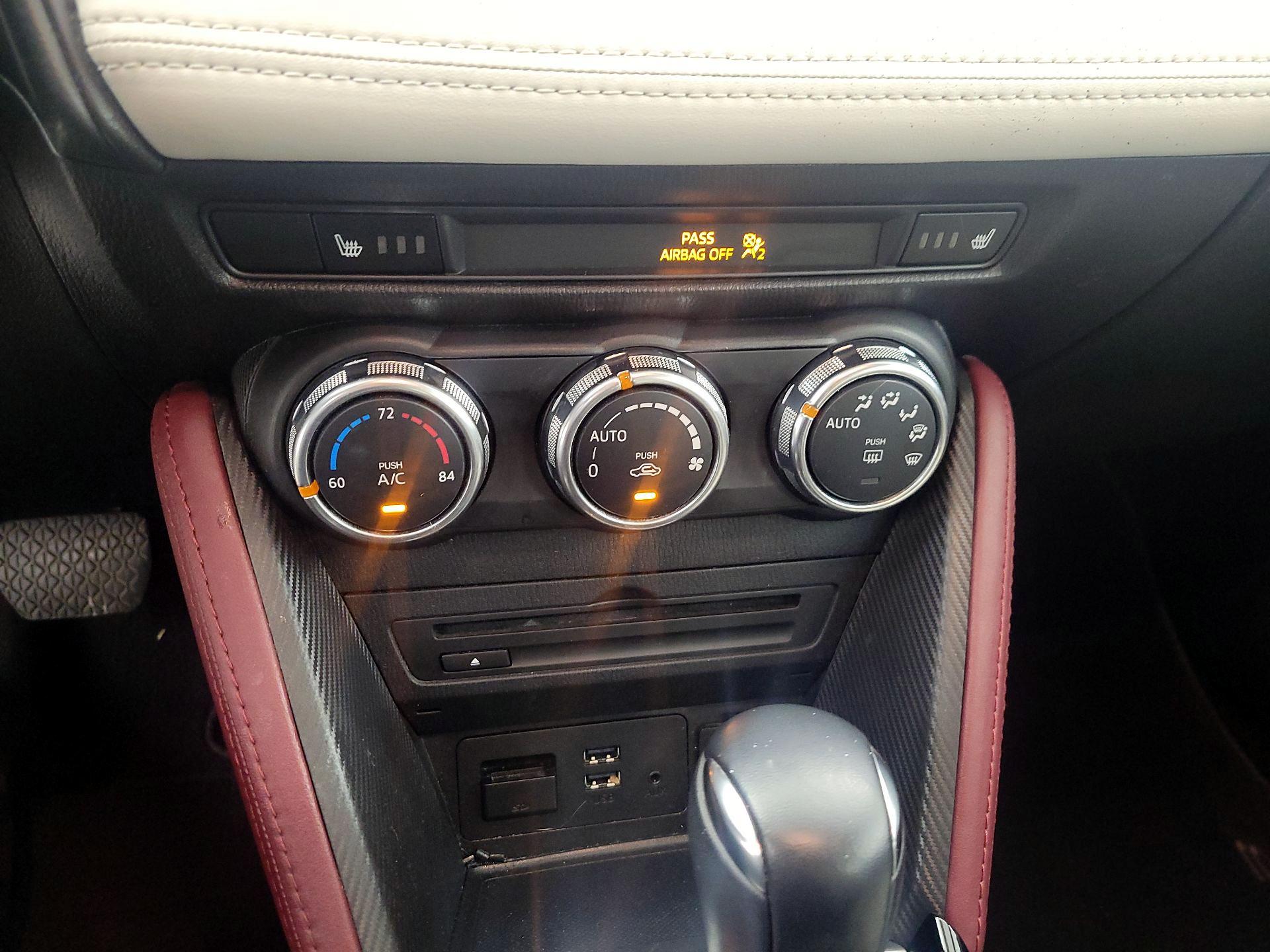 Thumbnail: 2016 Mazda CX-3 - 17