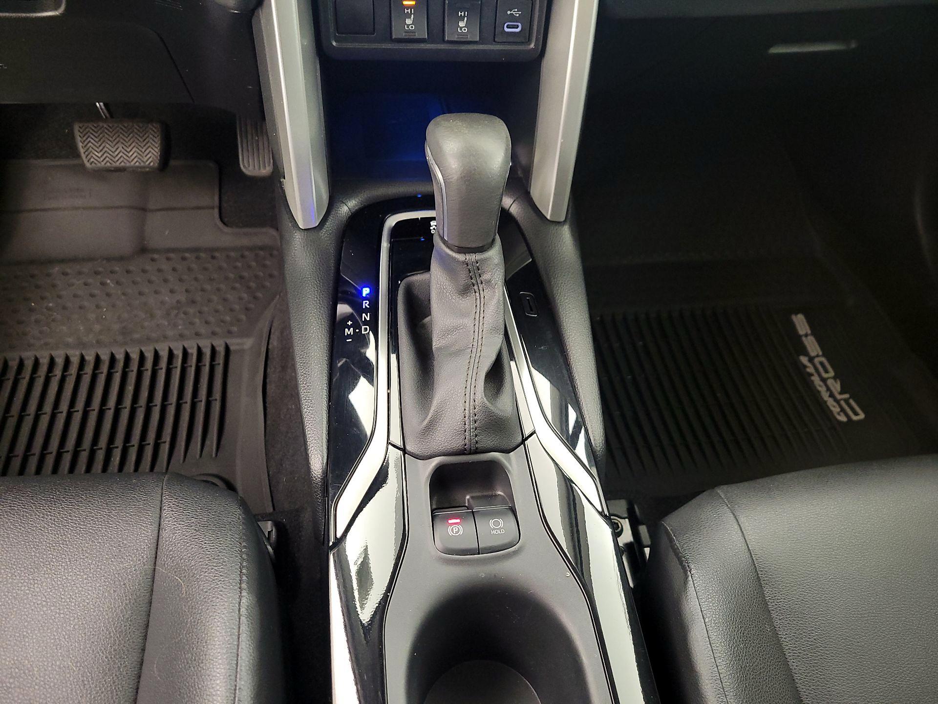 Thumbnail: 2023 Toyota Corolla Cross - 17