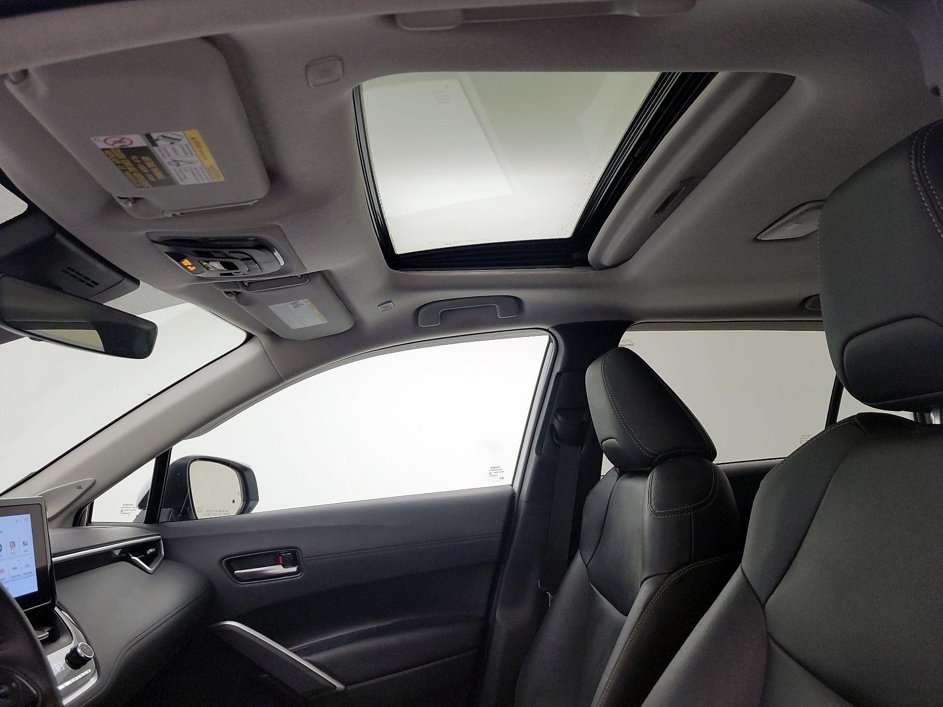 Thumbnail: 2023 Toyota Corolla Cross - 19