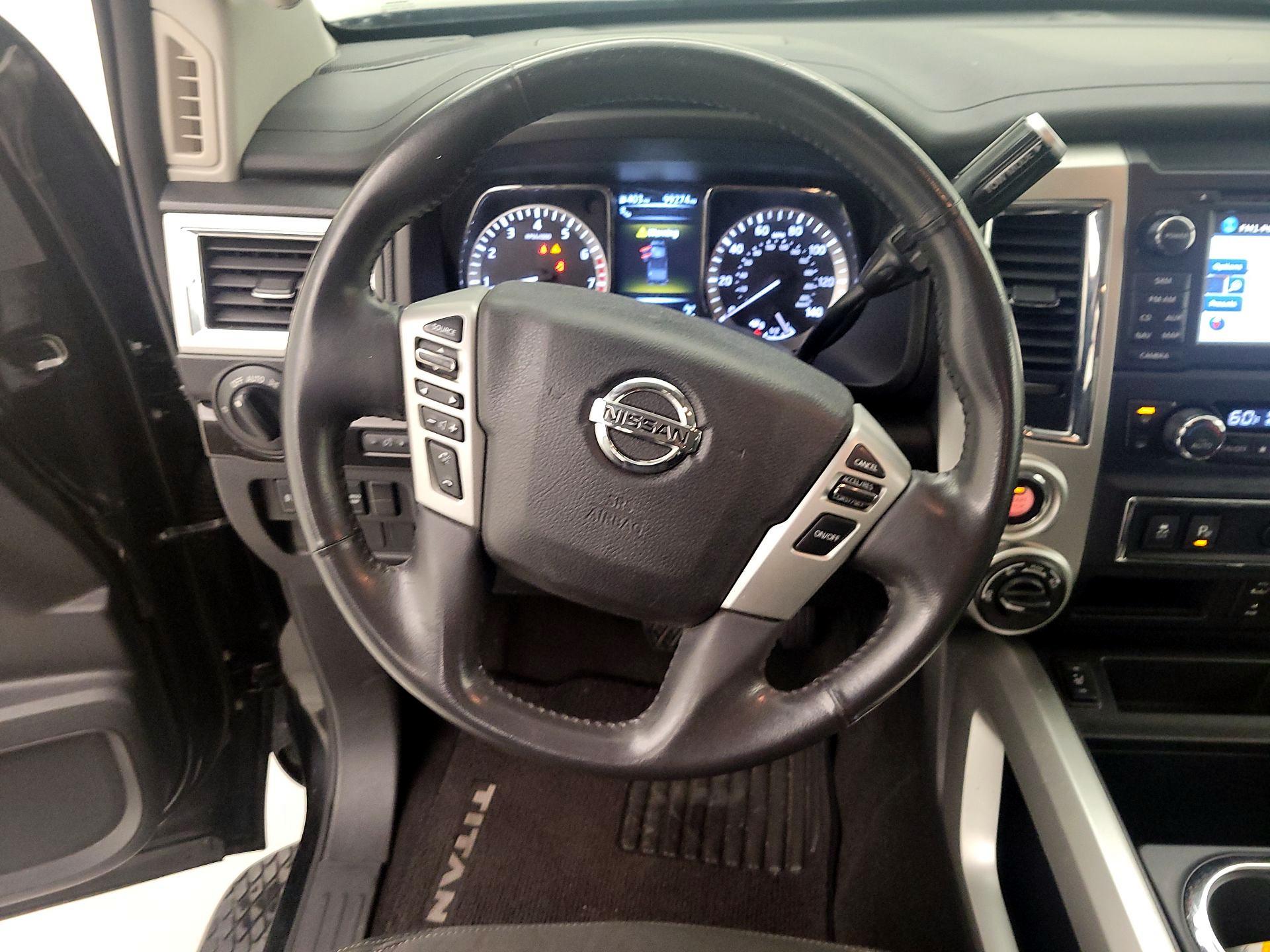 Thumbnail: 2017 Nissan Titan - 10