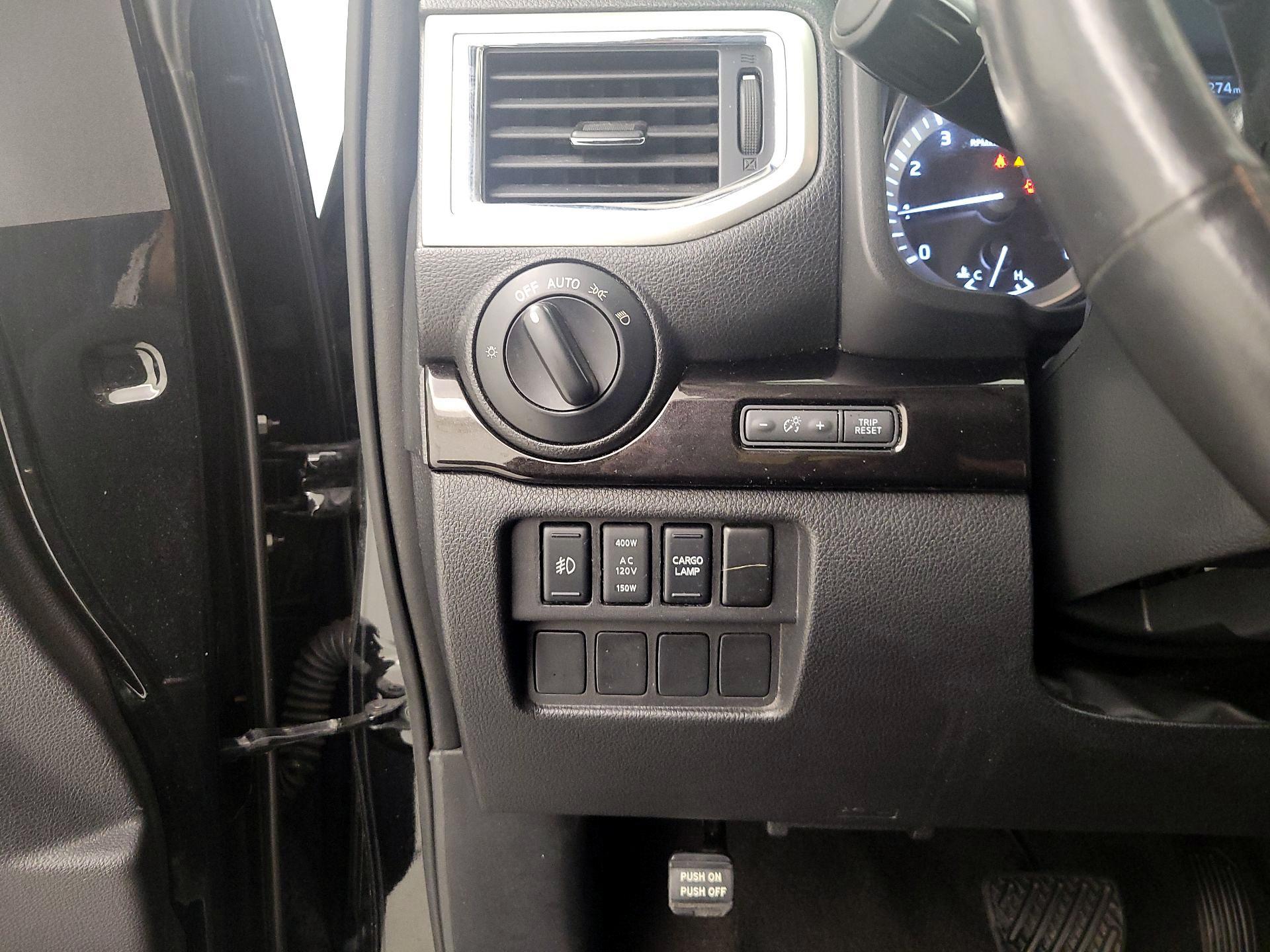 Thumbnail: 2017 Nissan Titan - 13