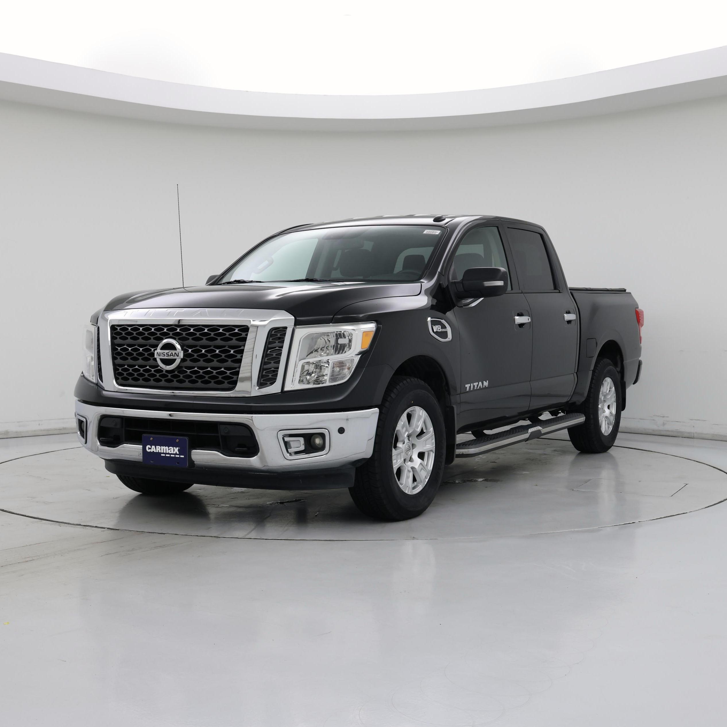 Thumbnail: 2017 Nissan Titan - 4