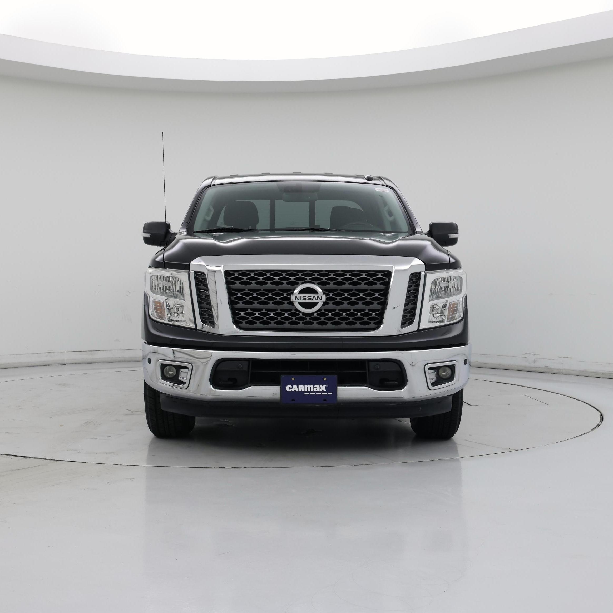 Thumbnail: 2017 Nissan Titan - 5