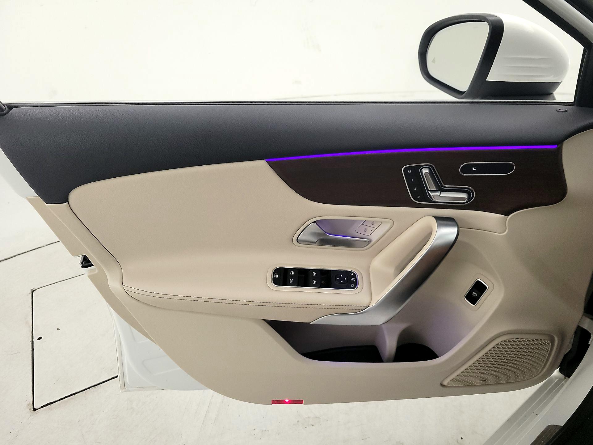 Thumbnail: 2019 Mercedes-Benz A-Class - 12