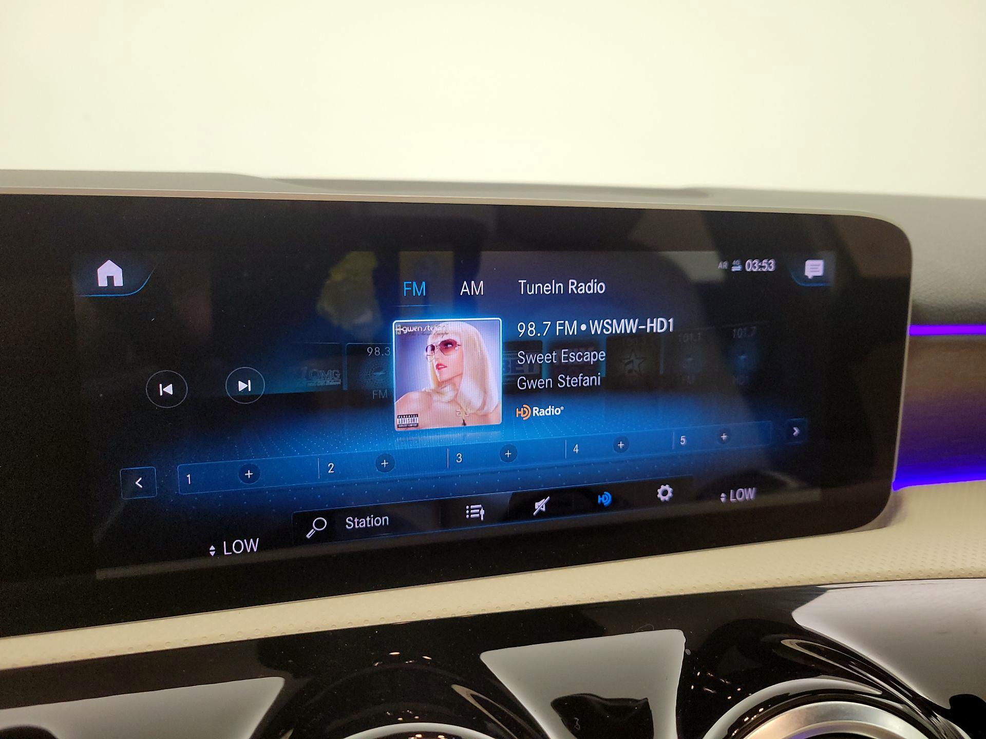 Thumbnail: 2019 Mercedes-Benz A-Class - 15