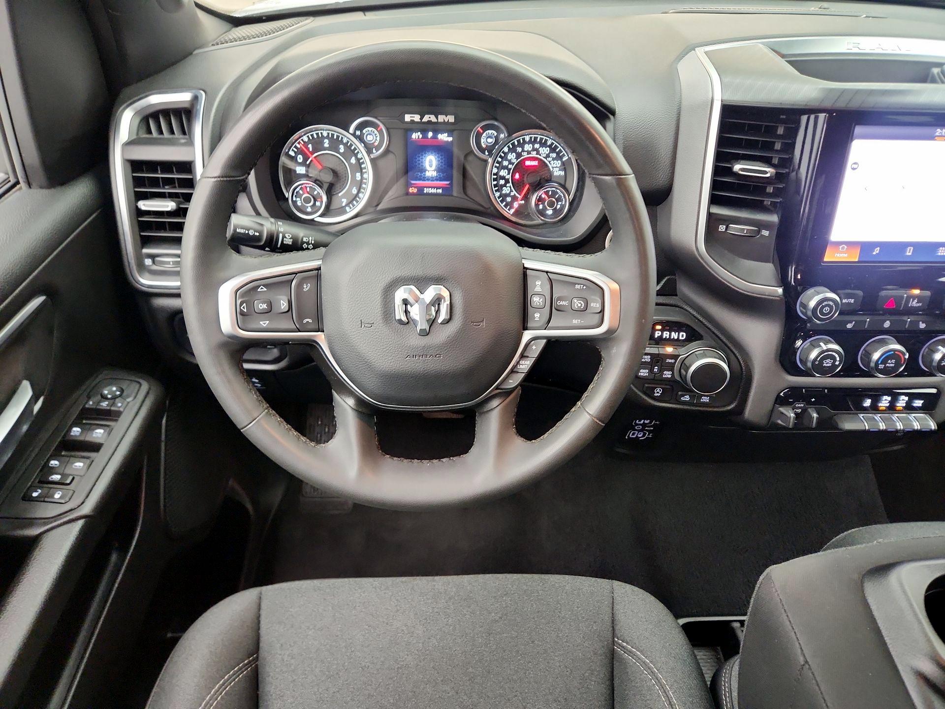 Thumbnail: 2025 RAM 1500 - 10