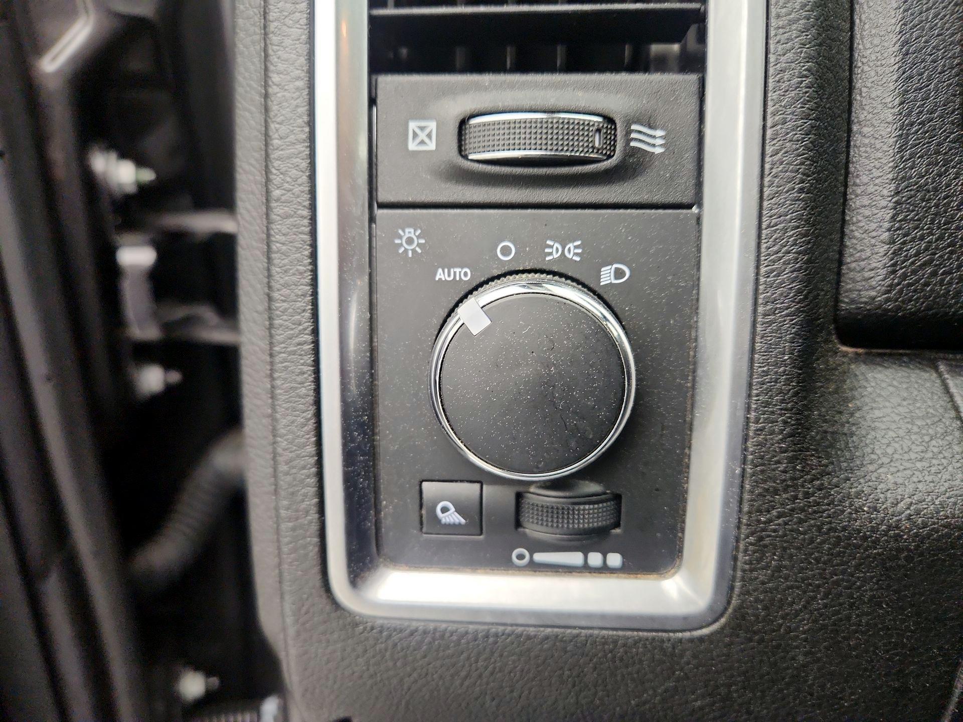 Thumbnail: 2024 RAM 1500 Classic - 13