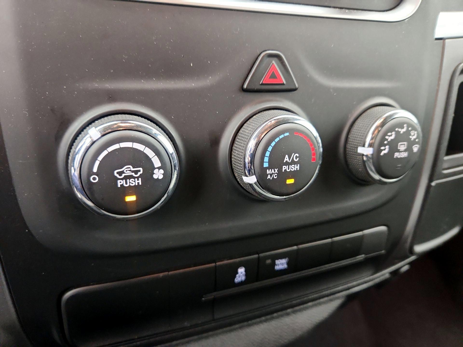 Thumbnail: 2024 RAM 1500 Classic - 16