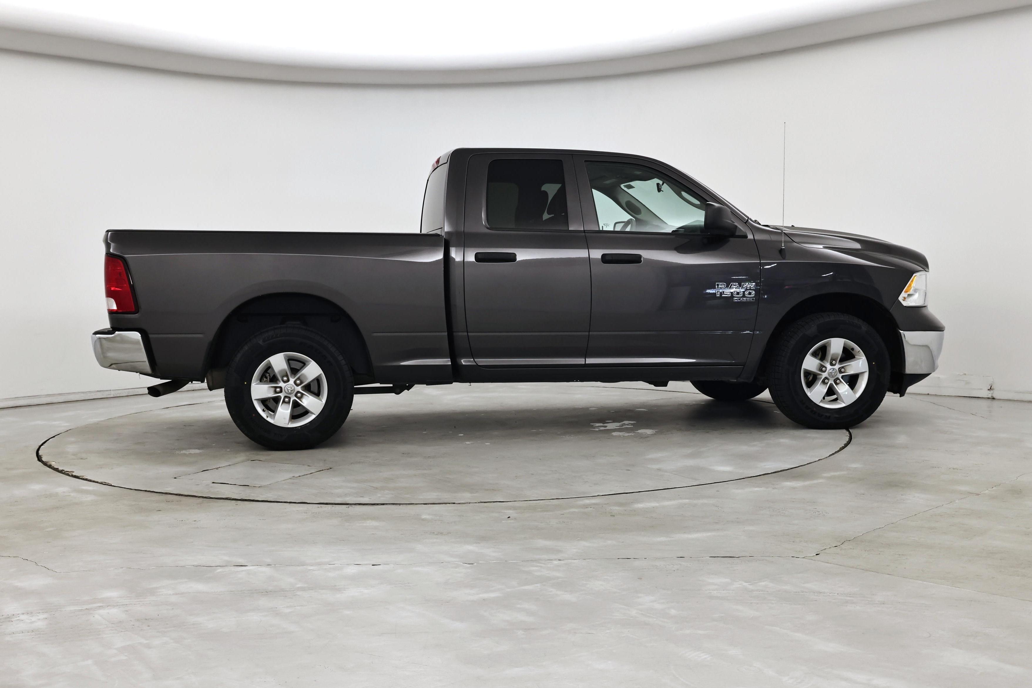 Thumbnail: 2024 RAM 1500 Classic - 7