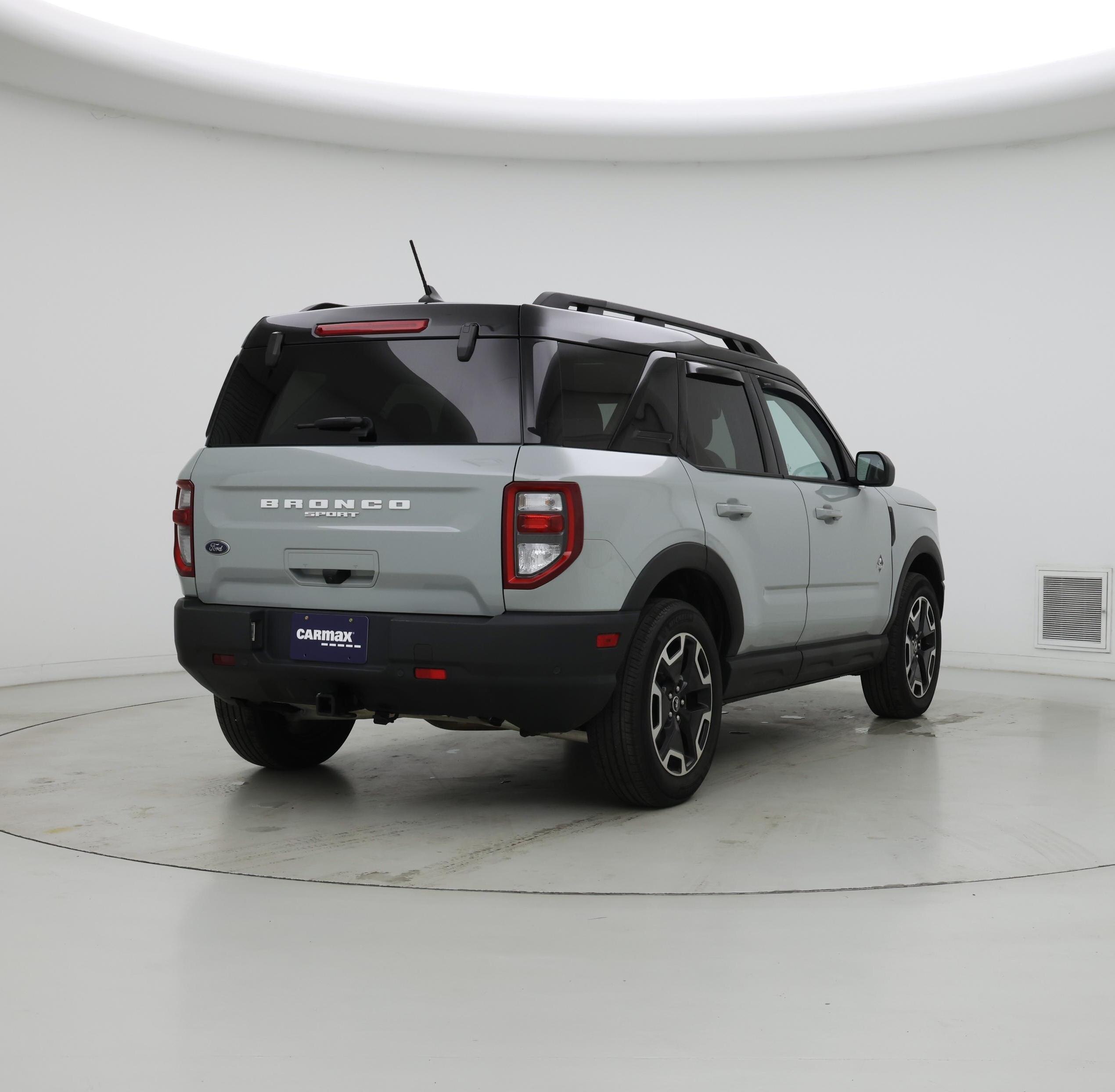 Thumbnail: 2023 Ford Bronco Sport - 8