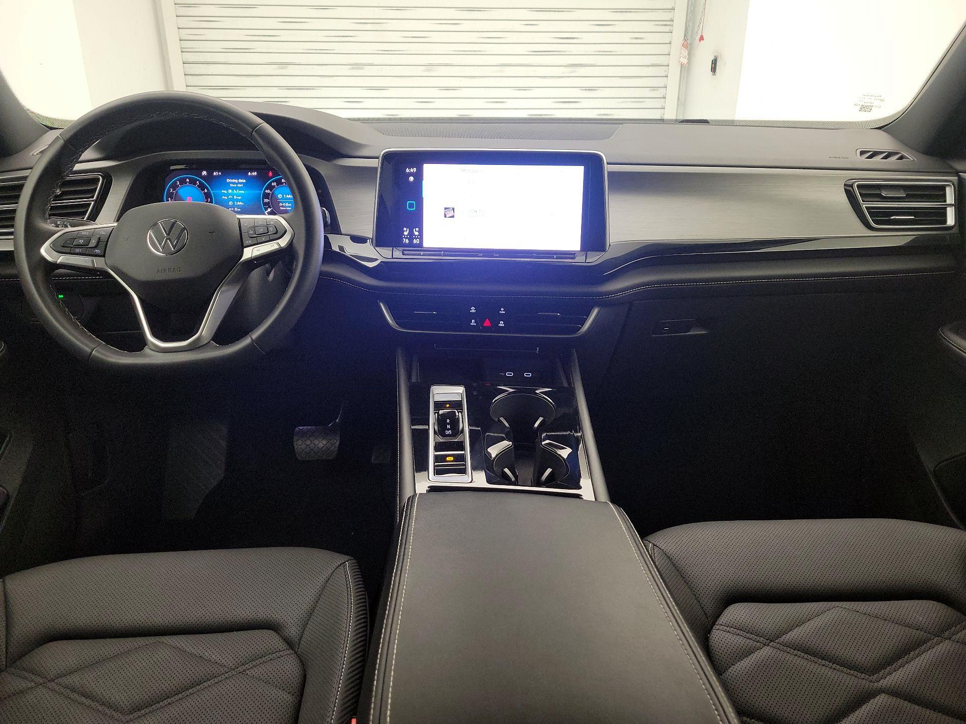 Thumbnail: 2024 Volkswagen Atlas - 9