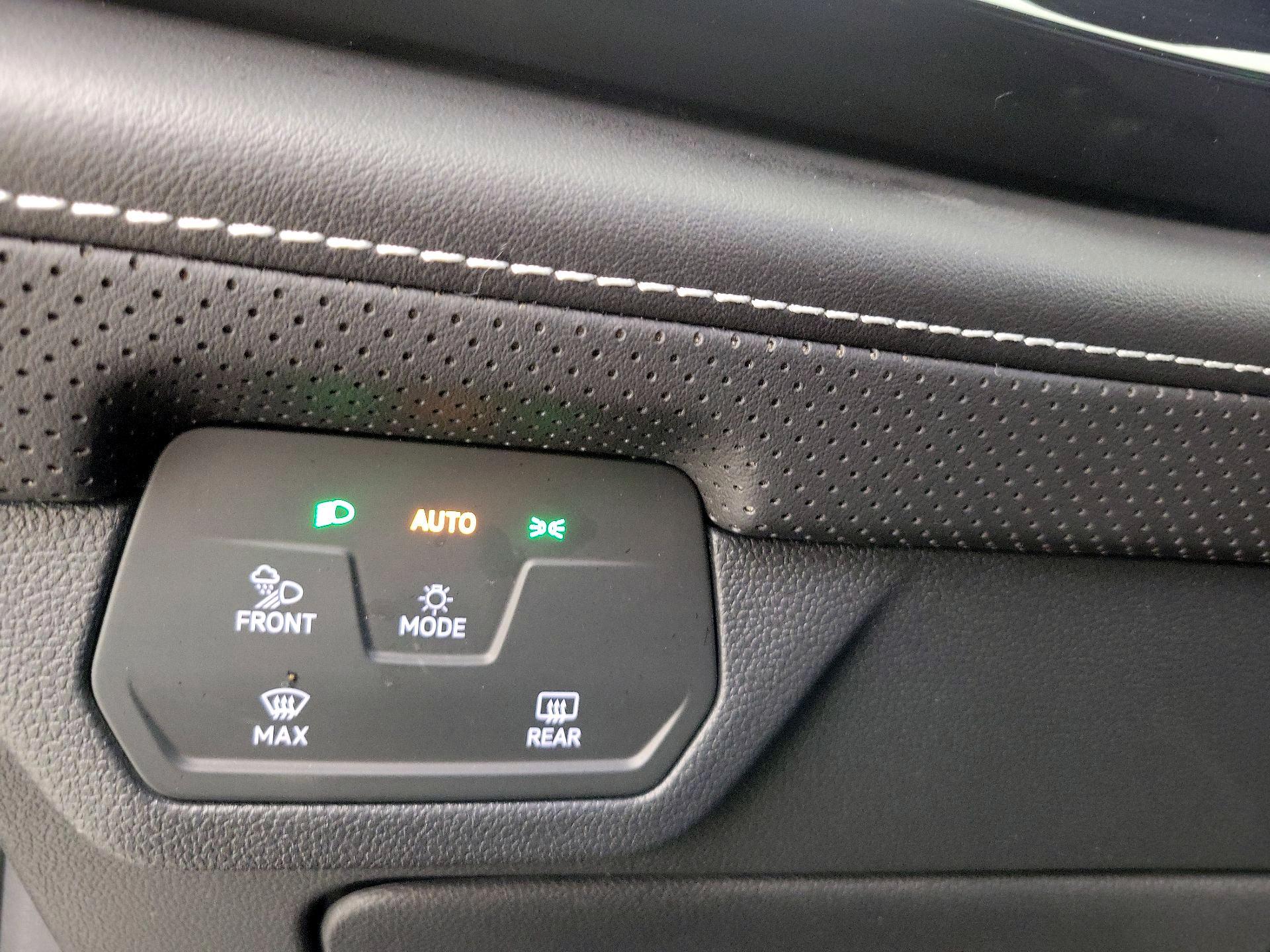 Thumbnail: 2024 Volkswagen Atlas - 13