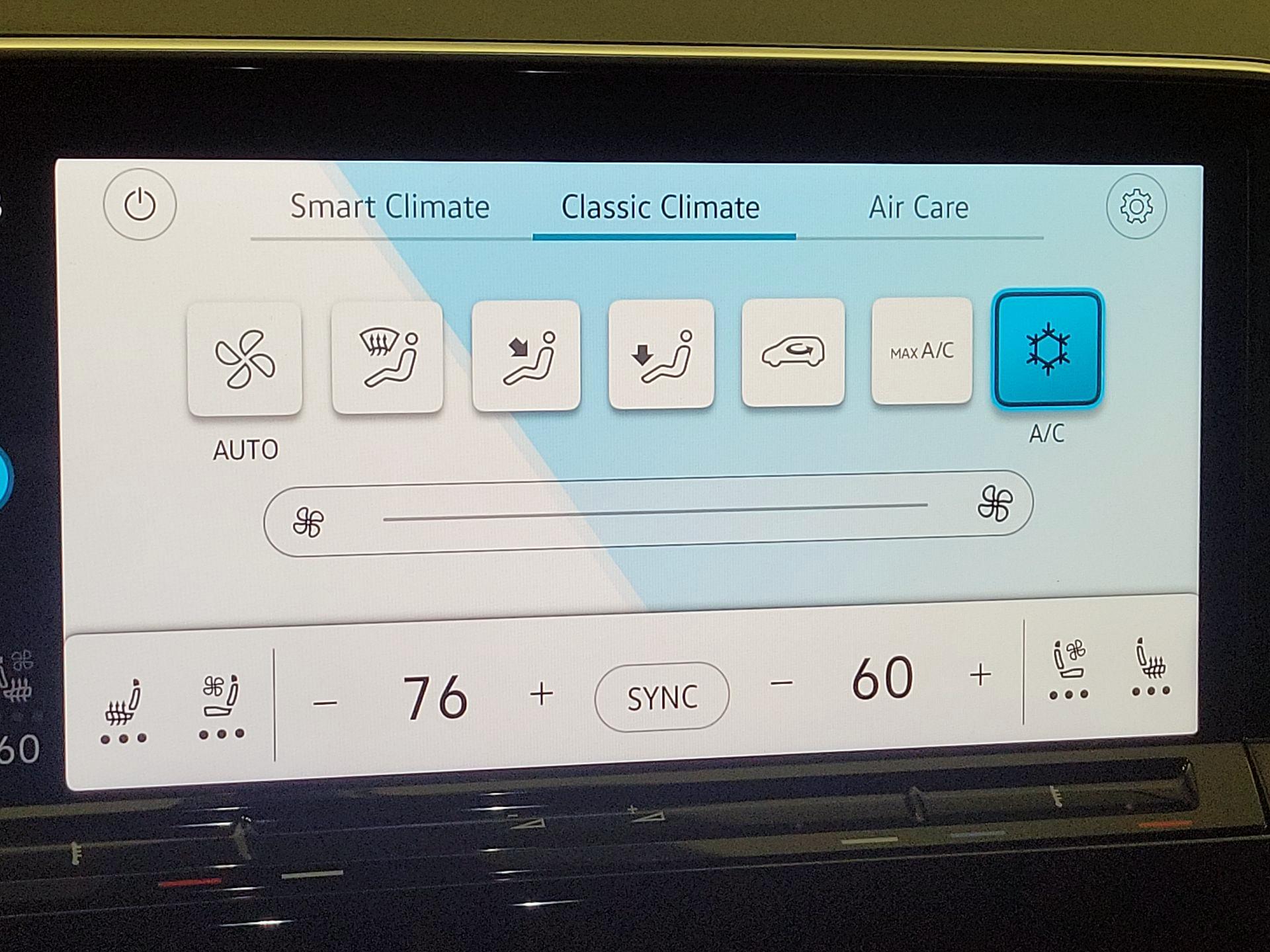 Thumbnail: 2024 Volkswagen Atlas - 16