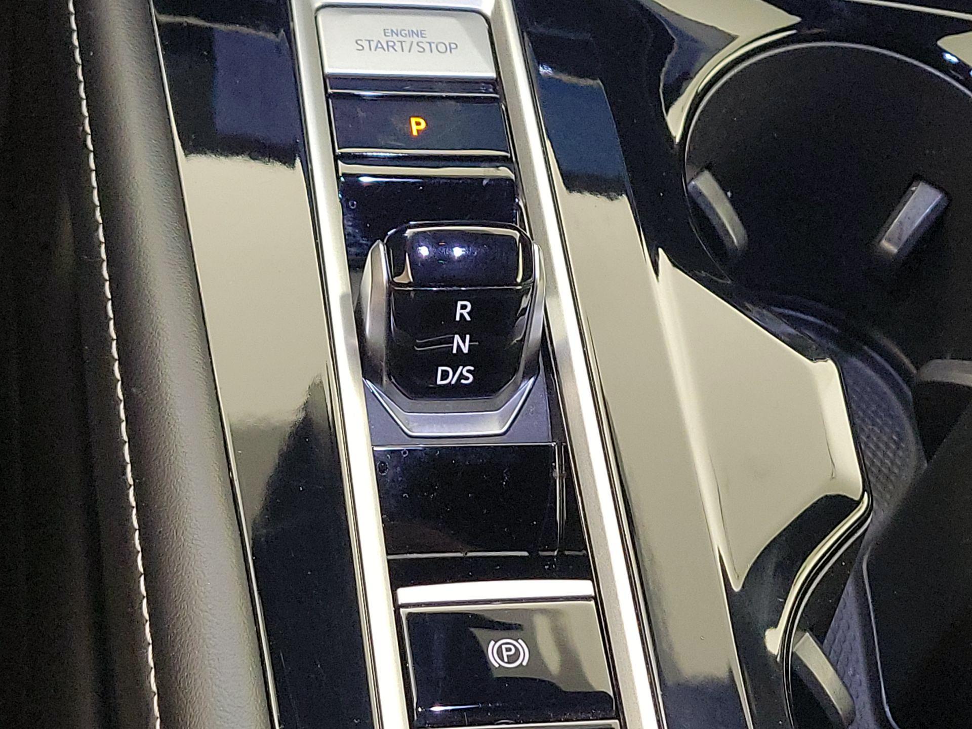 Thumbnail: 2024 Volkswagen Atlas - 17