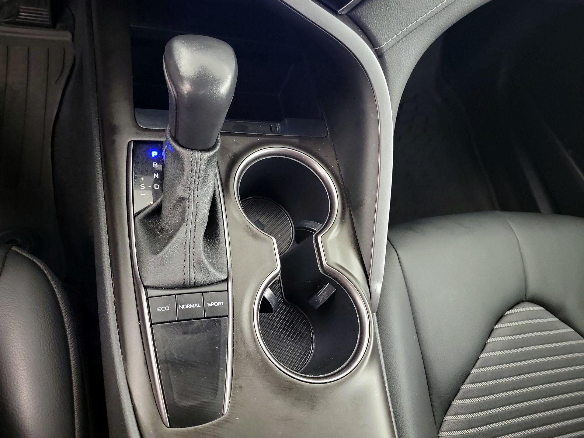 Thumbnail: 2023 Toyota Camry - 15