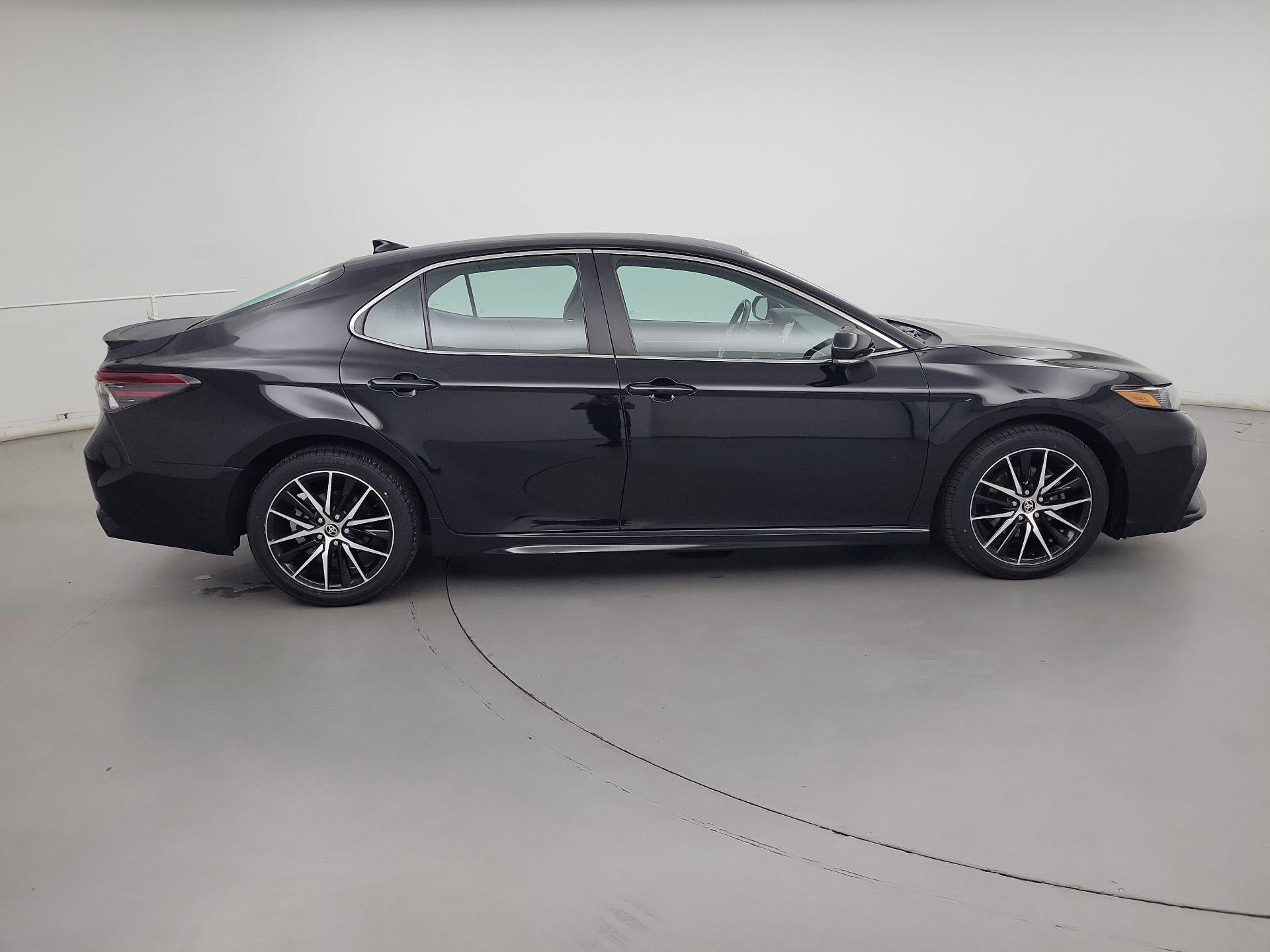 Thumbnail: 2023 Toyota Camry - 4