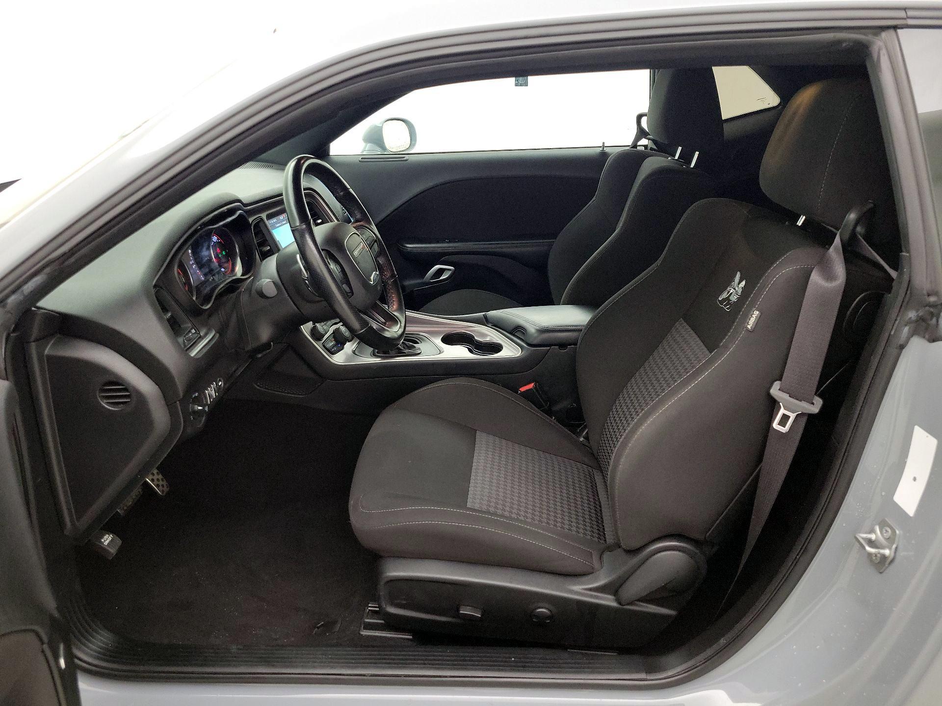 Thumbnail: 2022 Dodge Challenger - 11