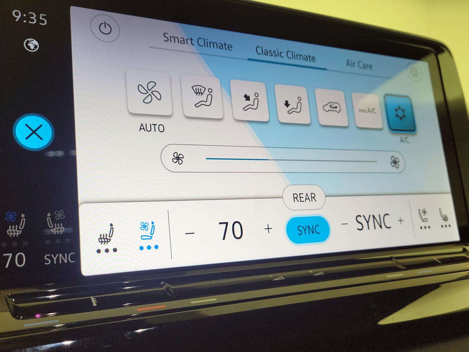 Thumbnail: 2025 Volkswagen Atlas - 16