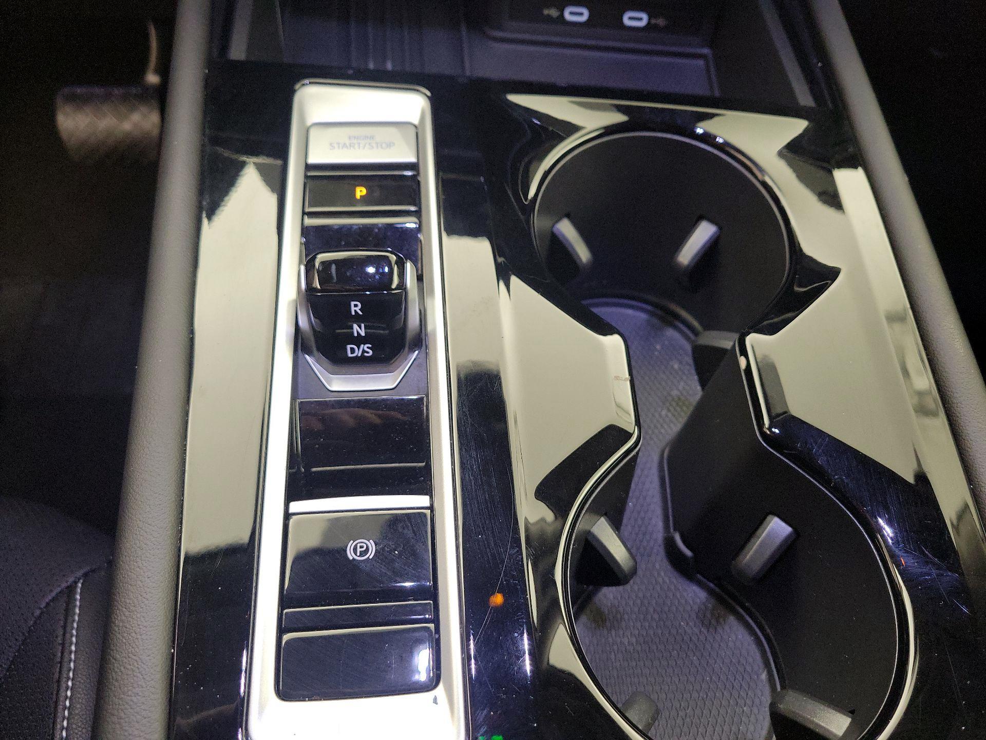 Thumbnail: 2025 Volkswagen Atlas - 17