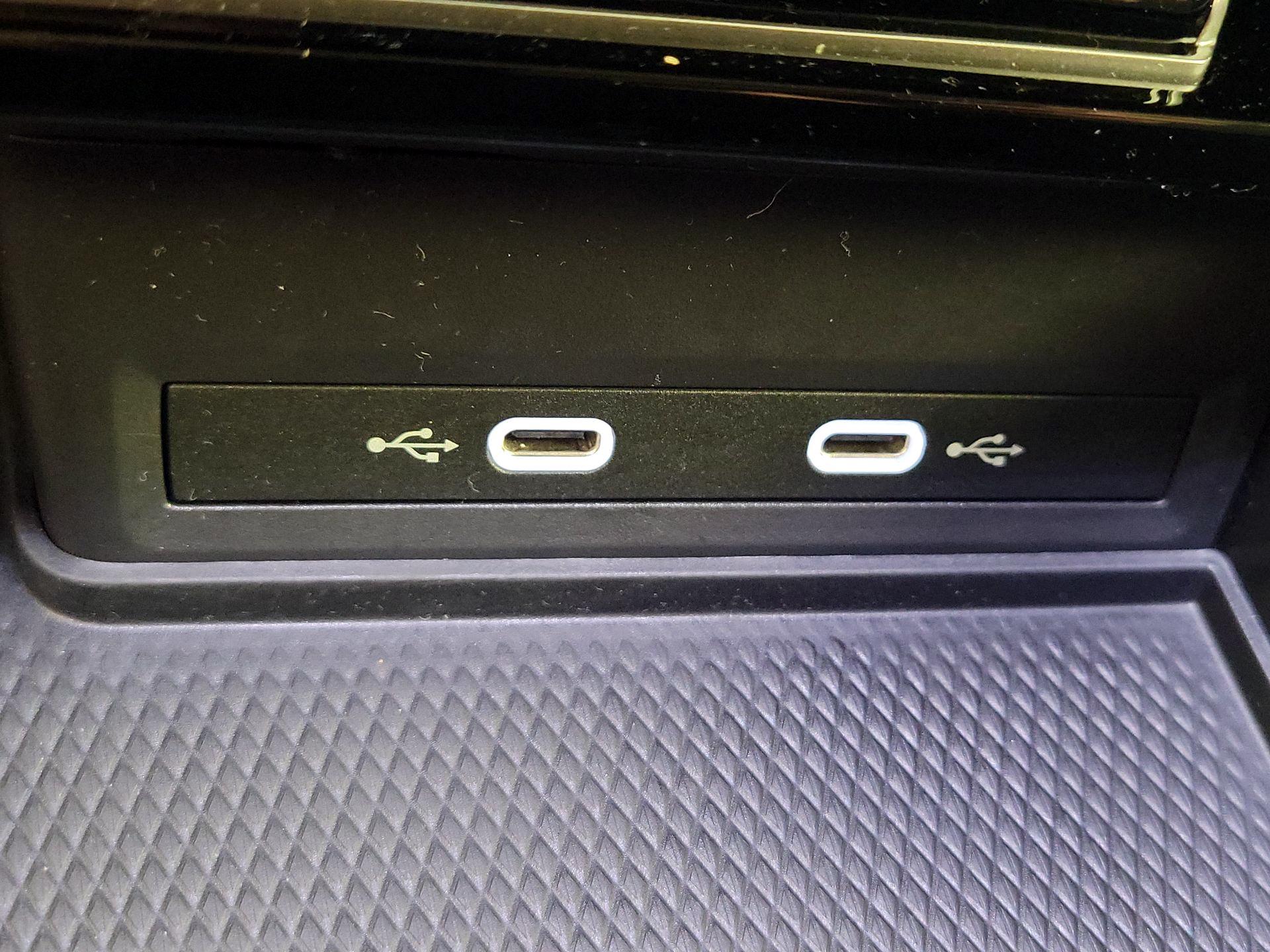 Thumbnail: 2025 Volkswagen Atlas - 18