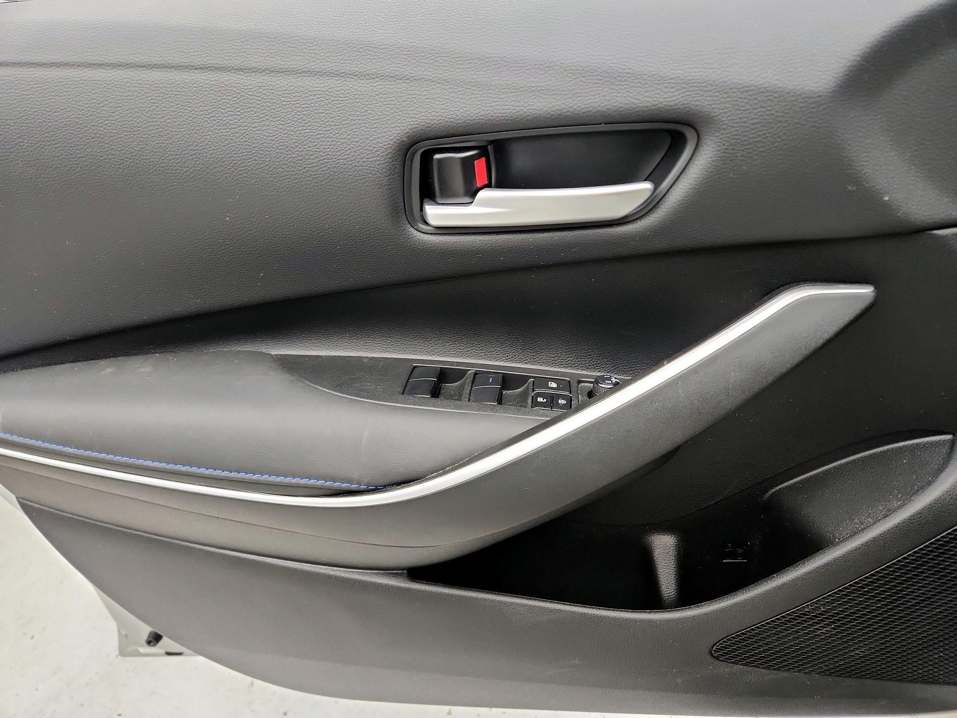 Thumbnail: 2022 Toyota Corolla - 12