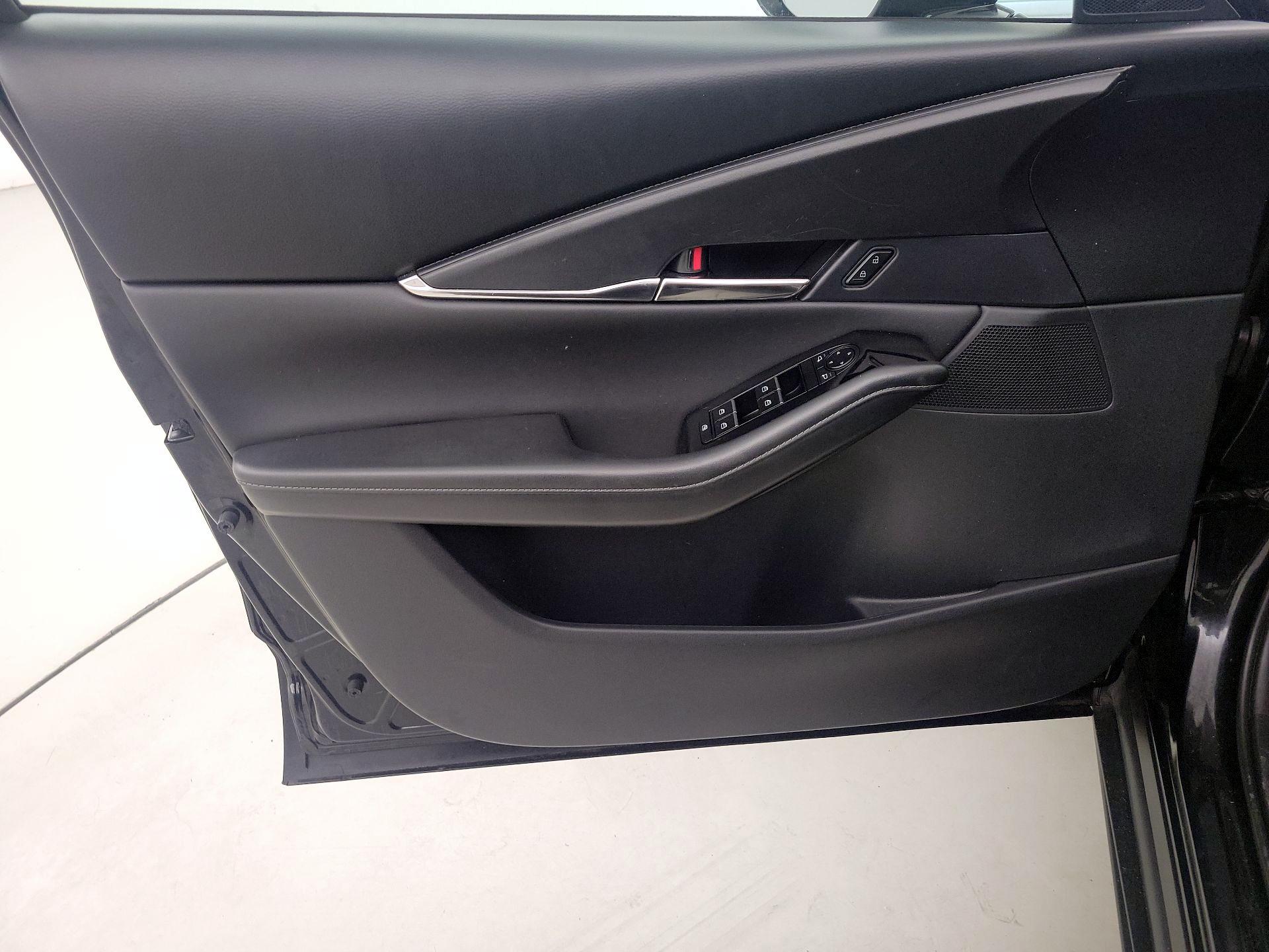 Thumbnail: 2025 Mazda CX-30 - 12