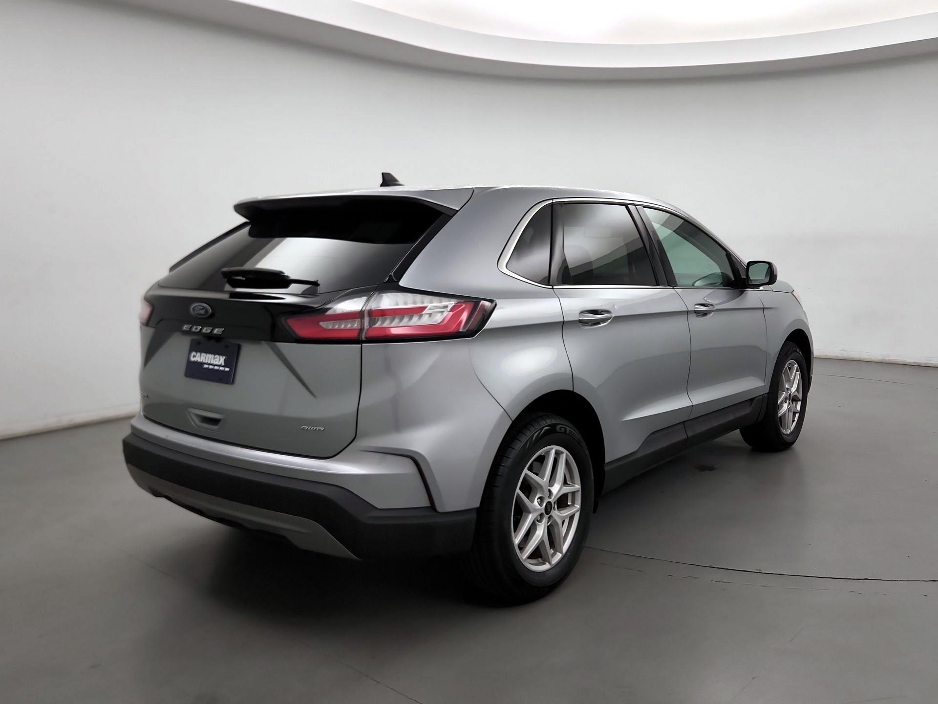 Thumbnail: 2023 Ford Edge - 5