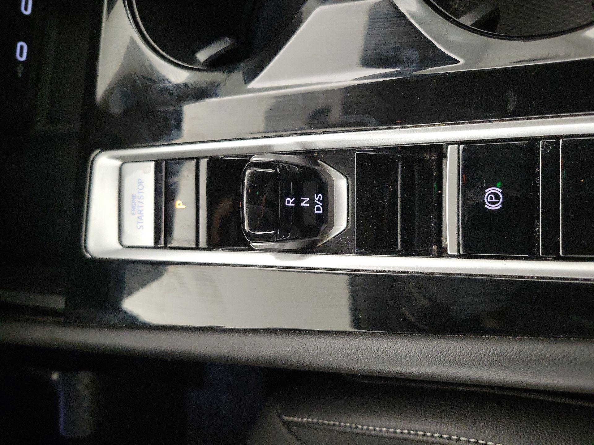 Thumbnail: 2024 Volkswagen Atlas - 17