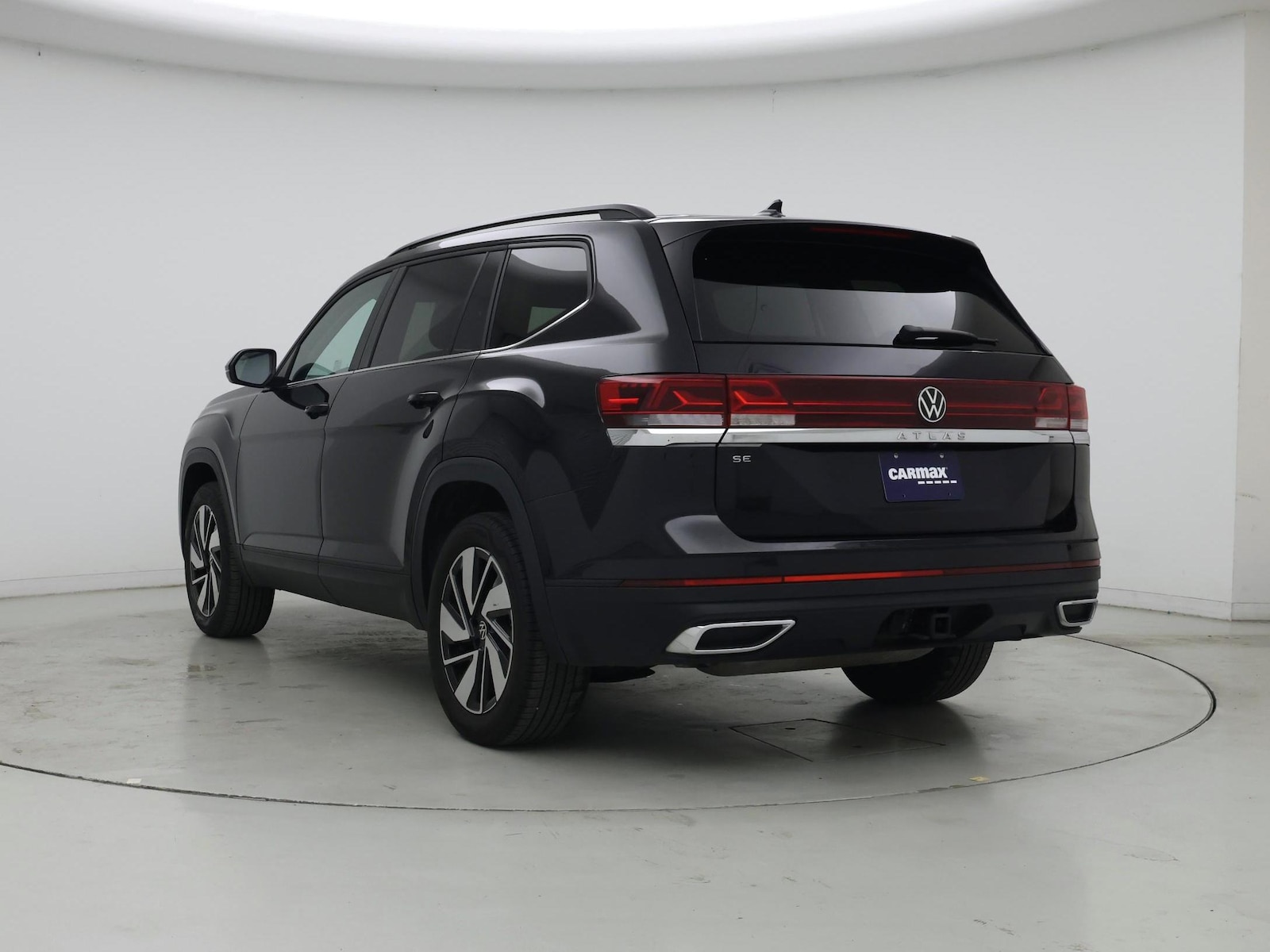 2024 Volkswagen Atlas SE w/Tech - Photo 3