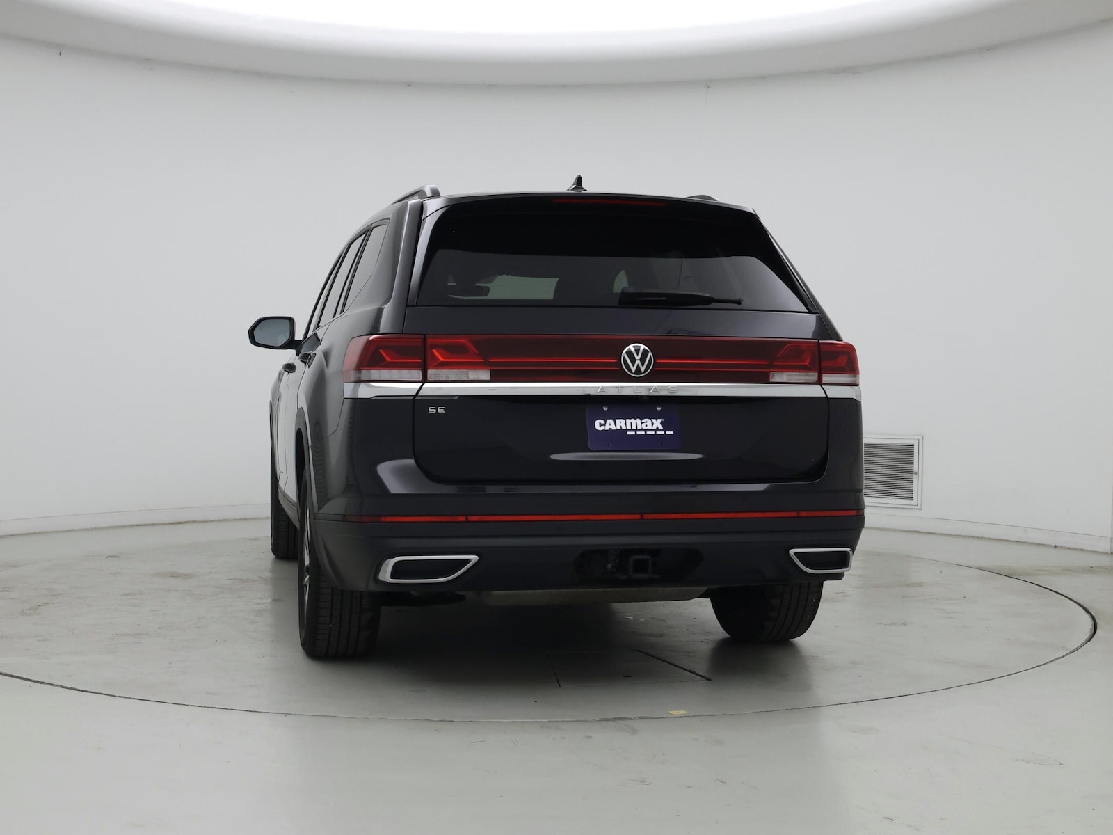 2024 Volkswagen Atlas SE w/Tech - Photo 7