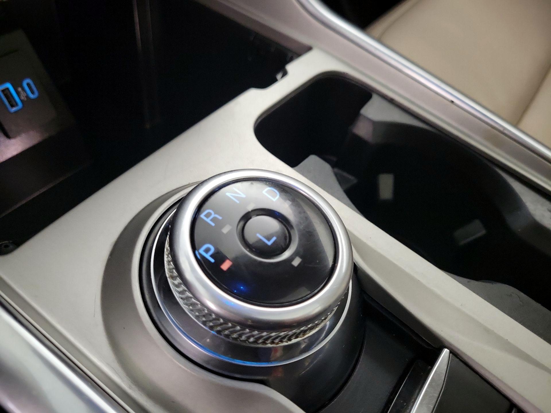 Thumbnail: 2023 Ford Explorer - 18