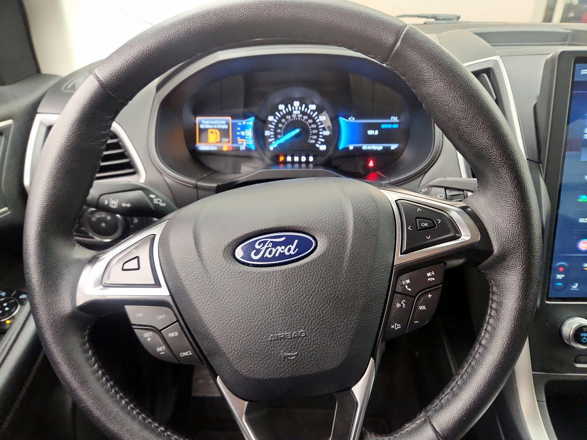 Thumbnail: 2024 Ford Edge - 10