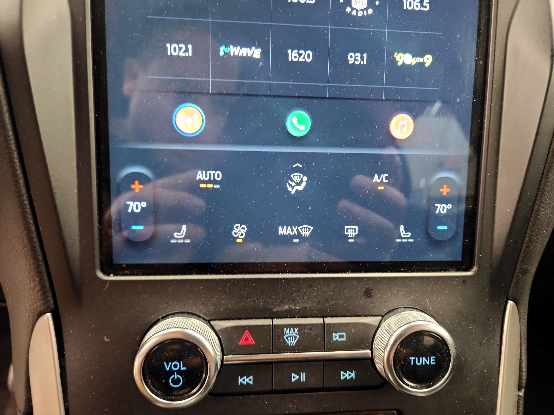 Thumbnail: 2024 Ford Edge - 16