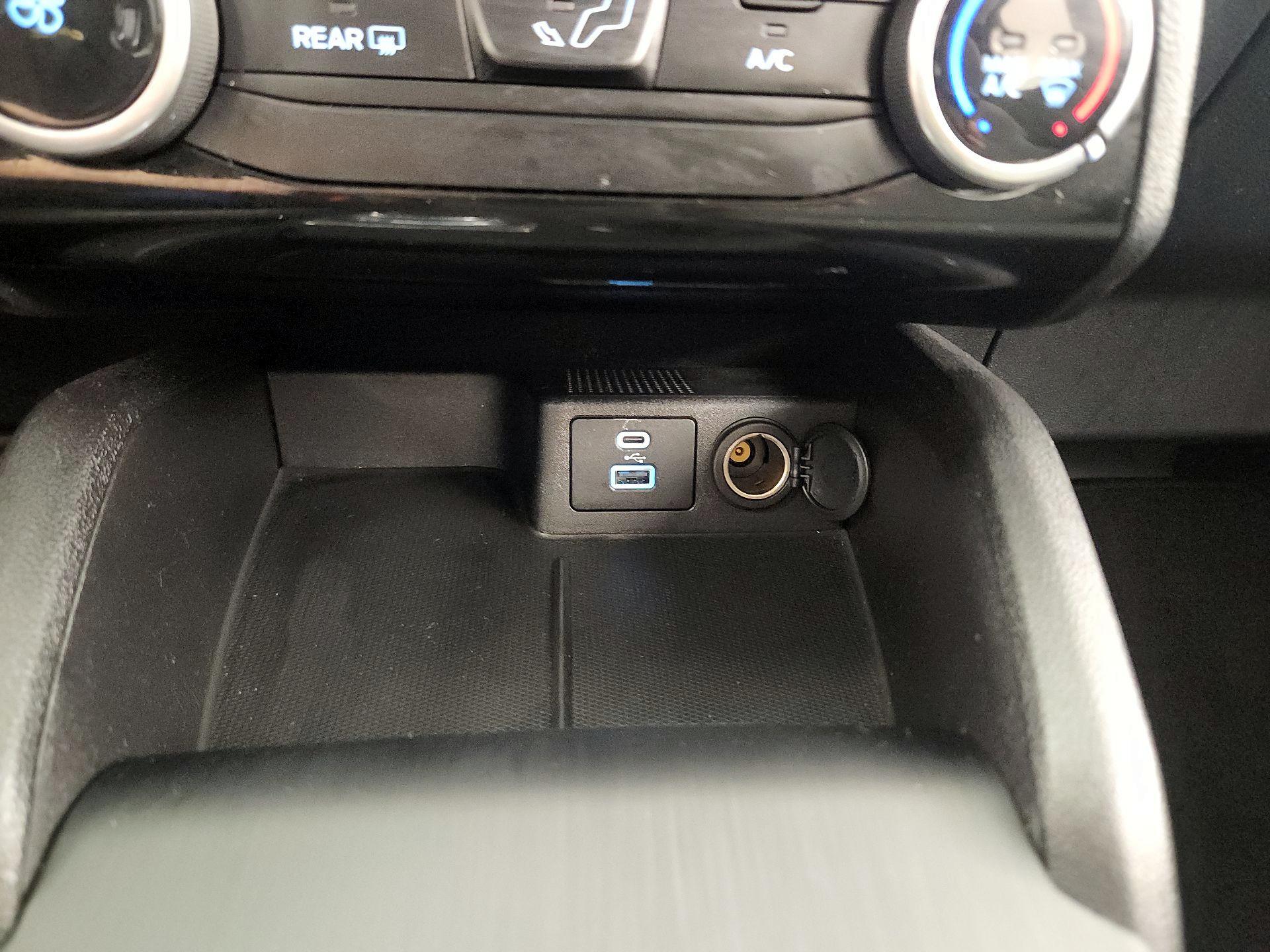 Thumbnail: 2022 Ford Escape - 16