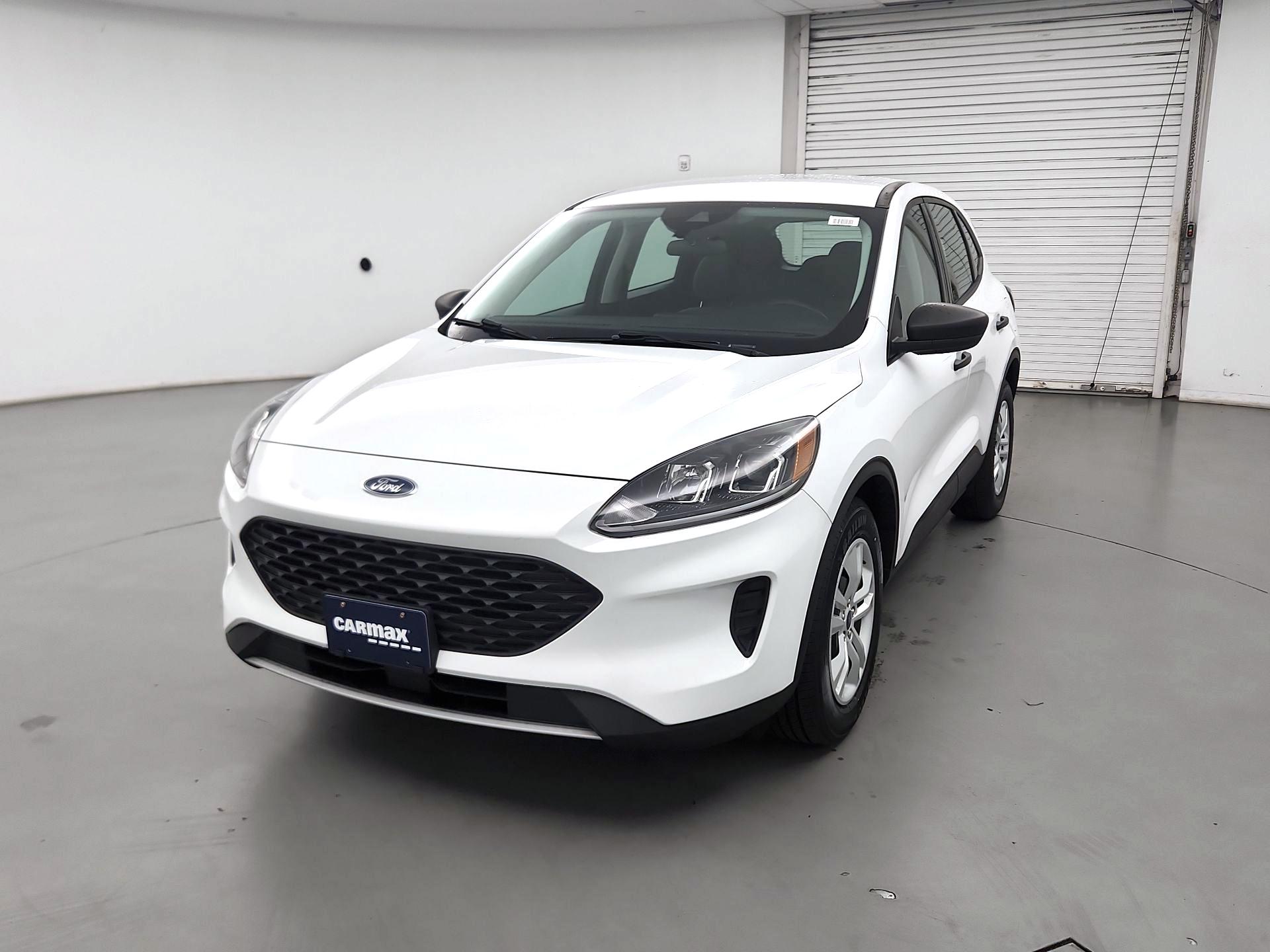 Thumbnail: 2022 Ford Escape - 3