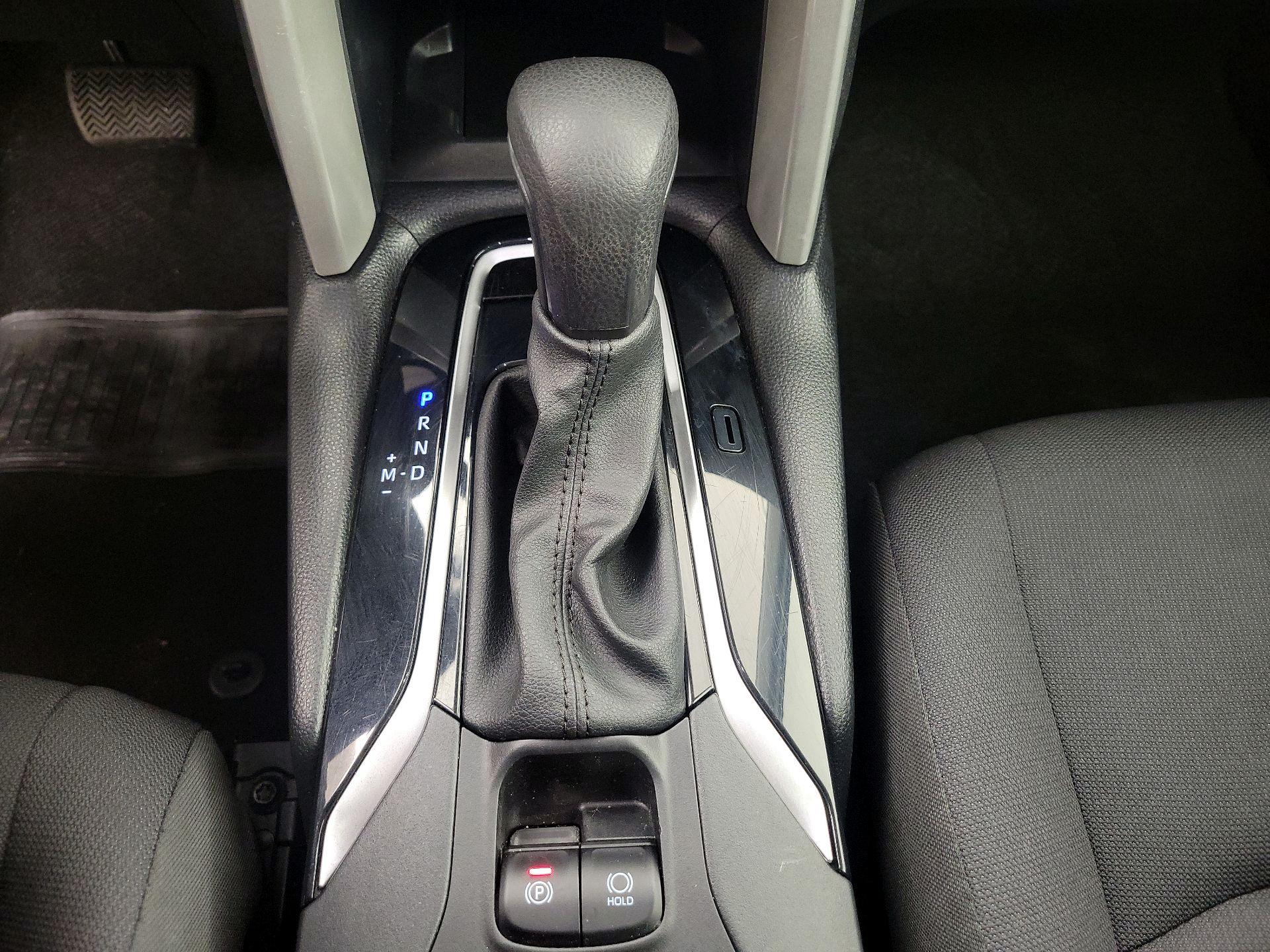 Thumbnail: 2024 Toyota Corolla Cross - 17