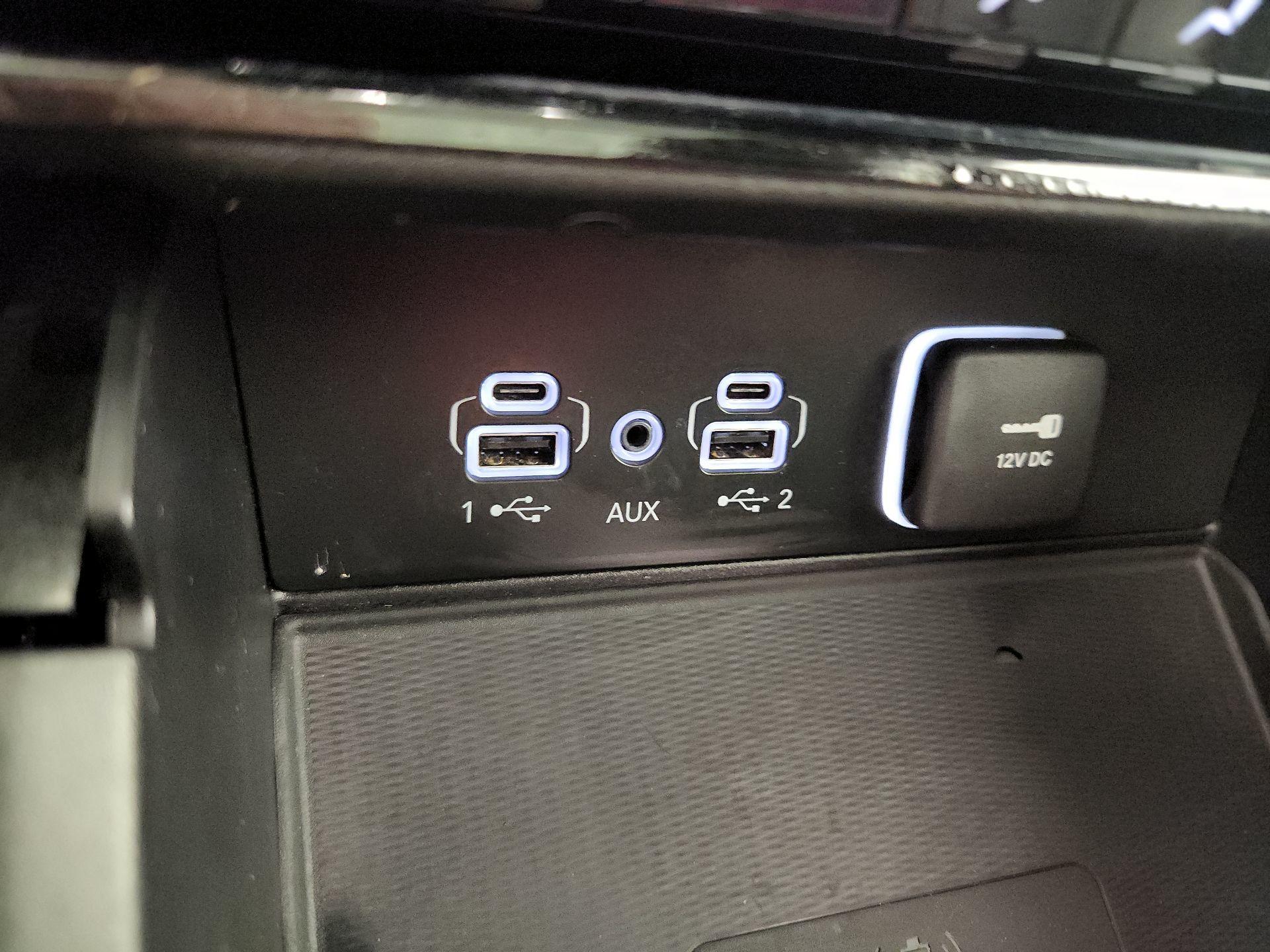 Thumbnail: 2024 Jeep Grand Cherokee L - 17