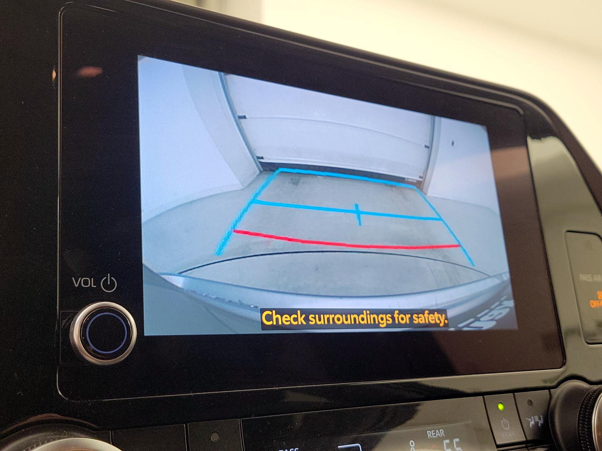 Thumbnail: 2024 Toyota Highlander - 14