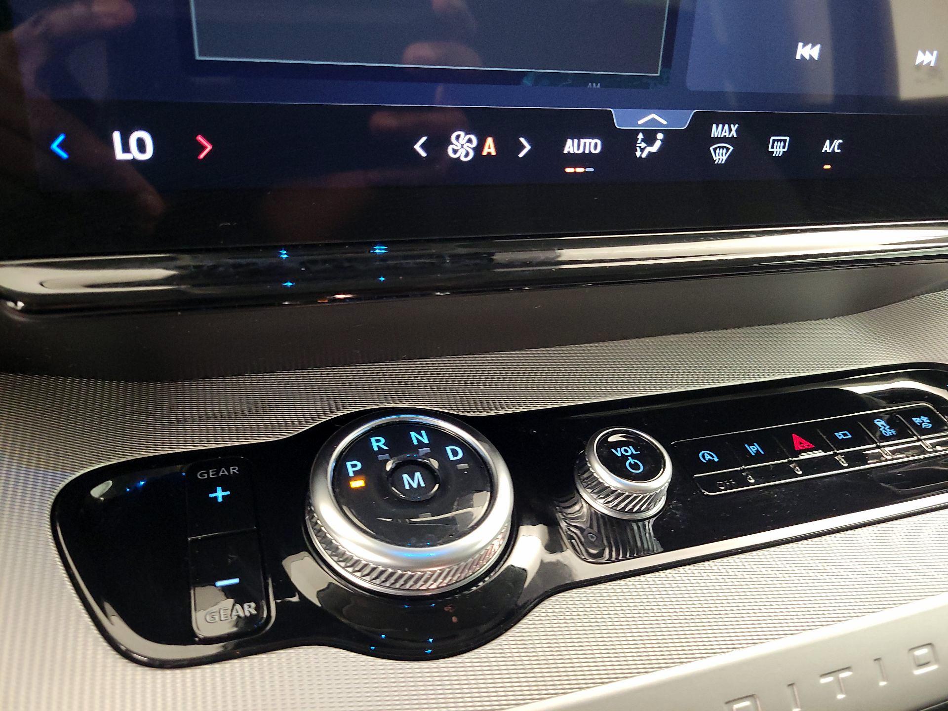 Thumbnail: 2025 Ford Expedition - 16