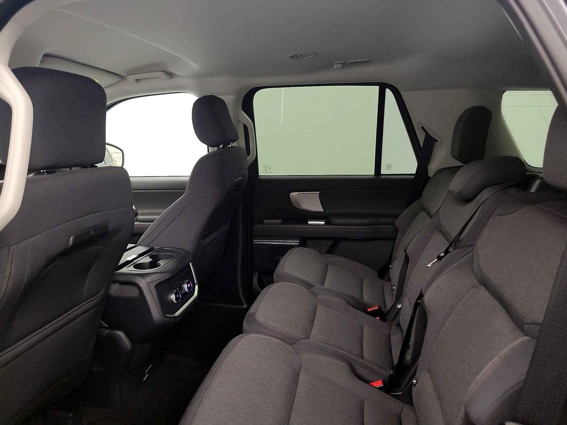 Thumbnail: 2025 Ford Expedition - 19