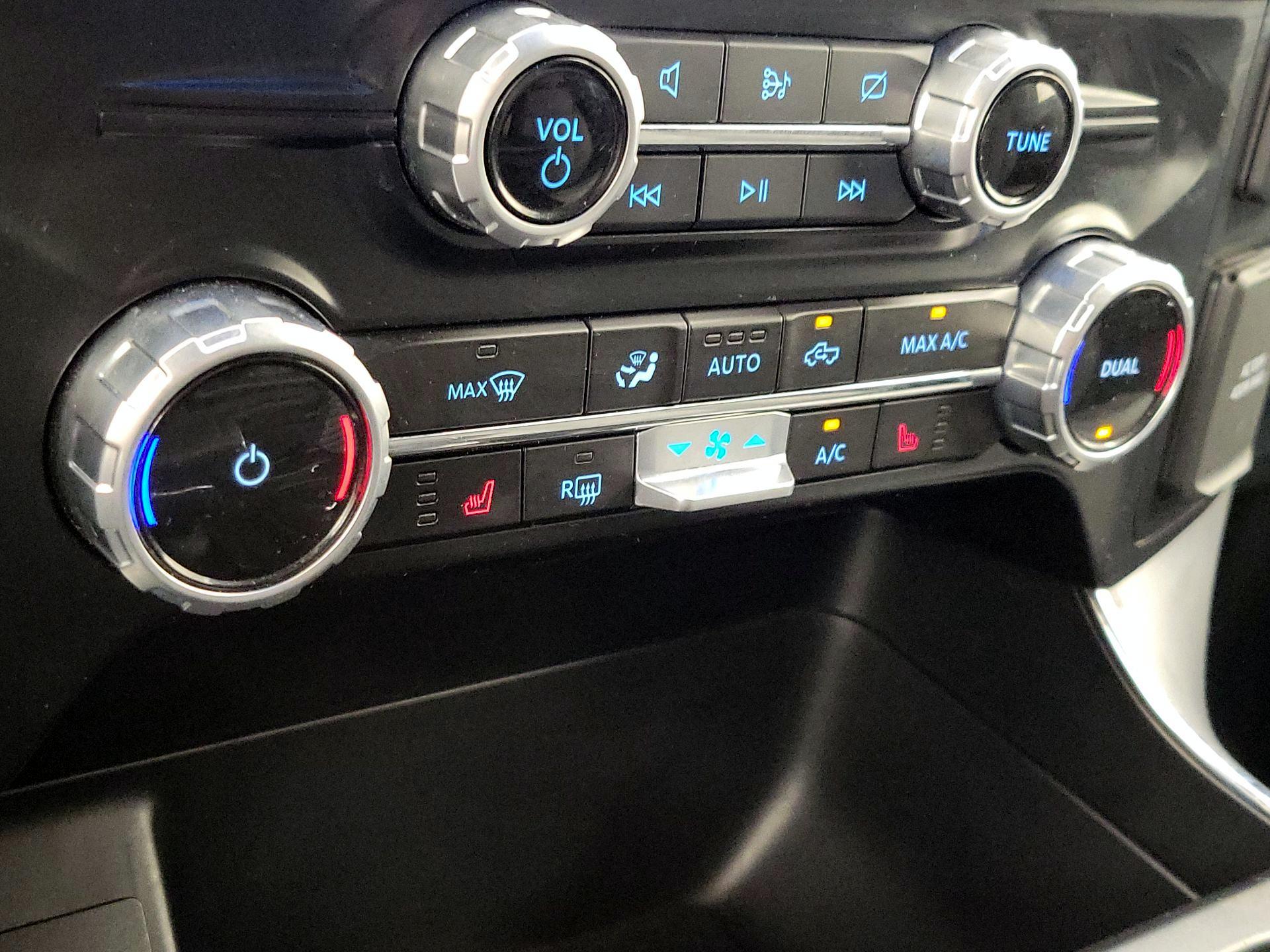 Thumbnail: 2023 Ford F-150 - 16