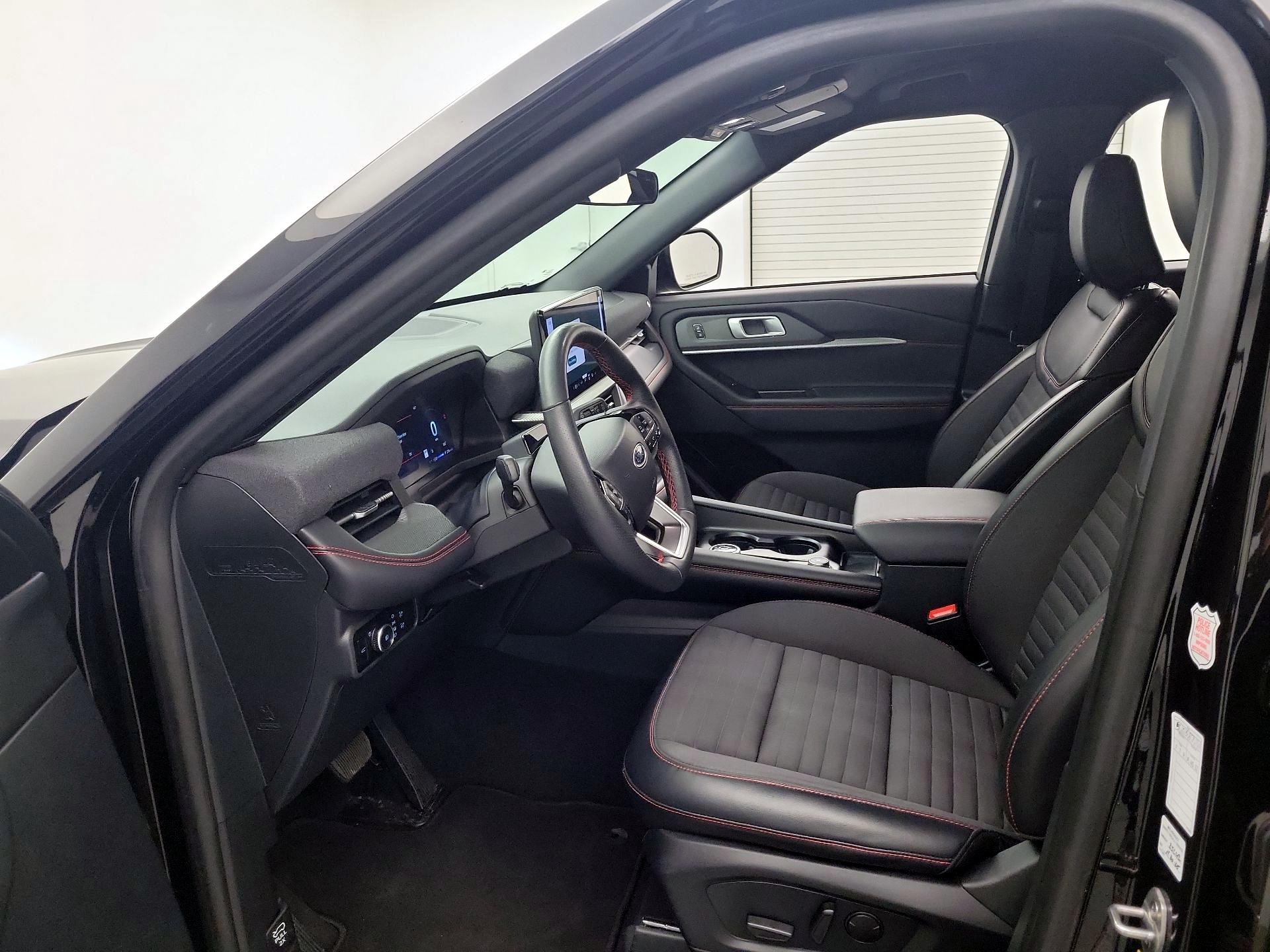 Thumbnail: 2025 Ford Explorer - 11