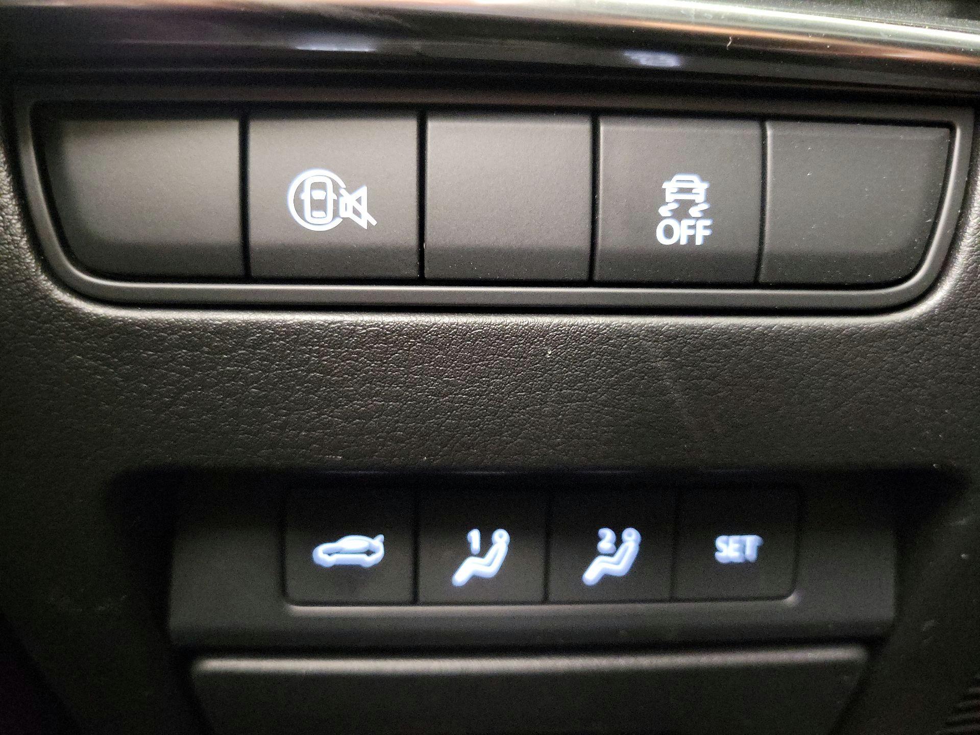 Thumbnail: 2025 Mazda Mazda3 - 13