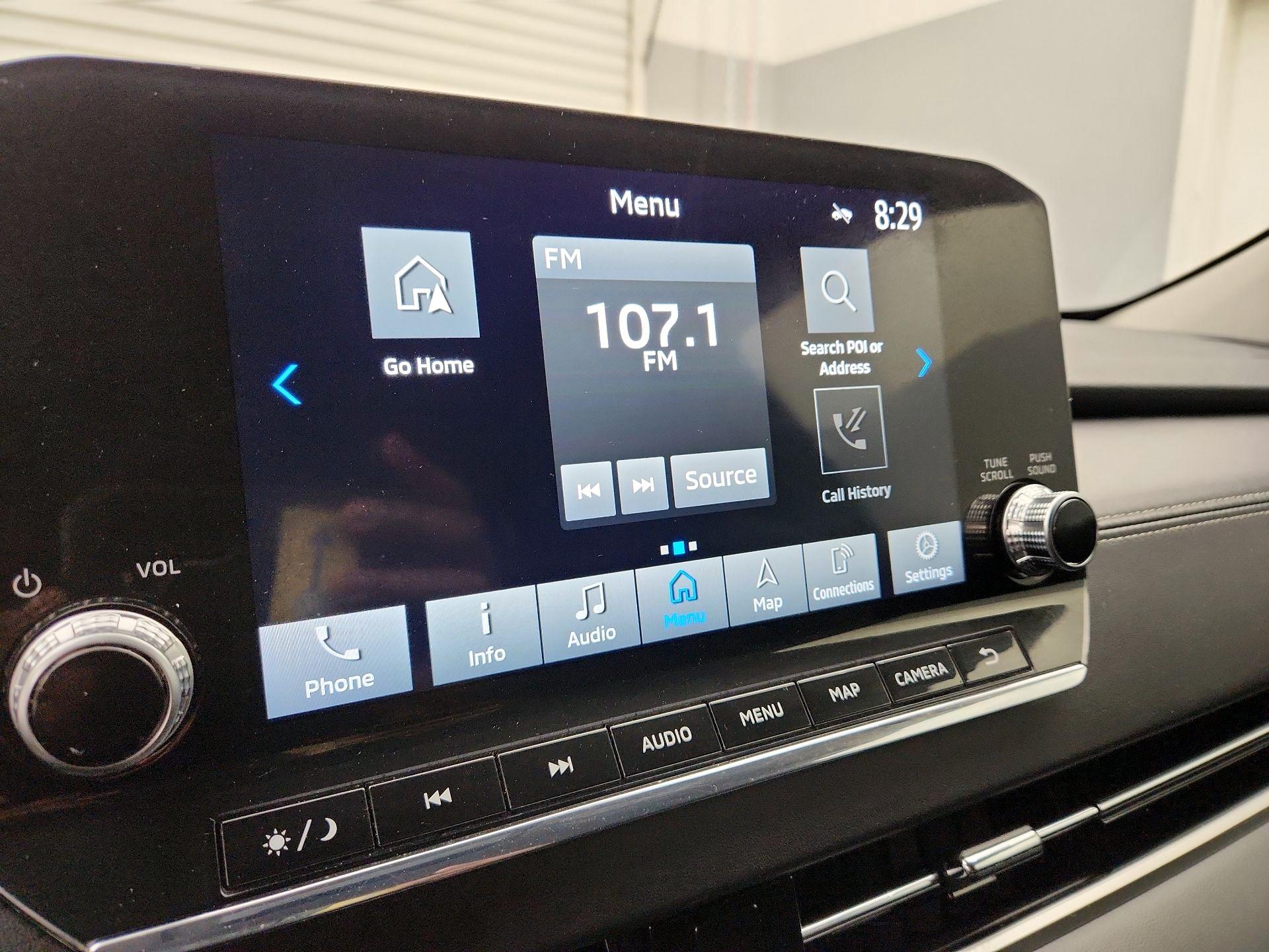 Thumbnail: 2024 Mitsubishi Outlander - 16