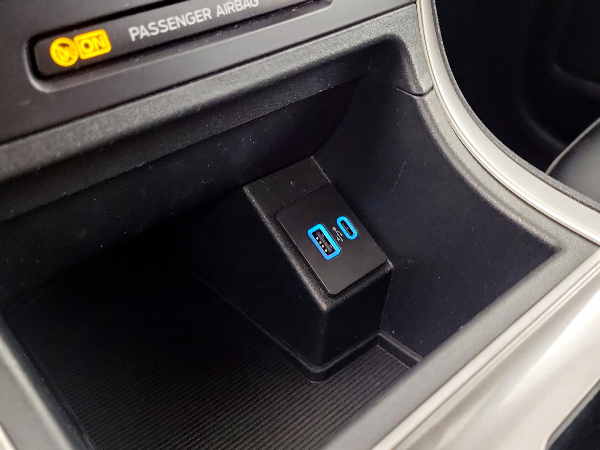 Thumbnail: 2024 Ford Edge - 16